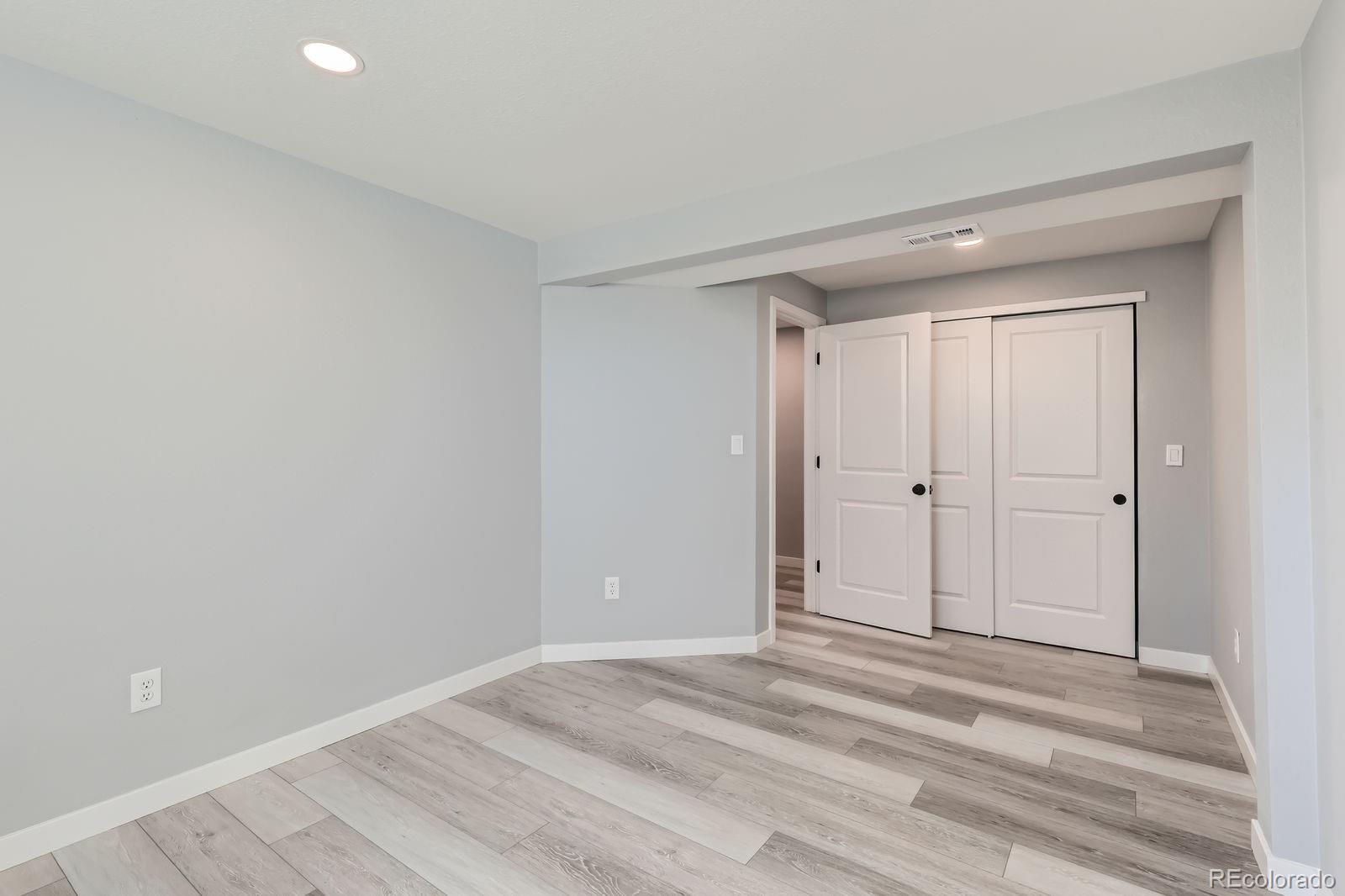 MLS Image #14 for 4611 w 2nd avenue,denver, Colorado