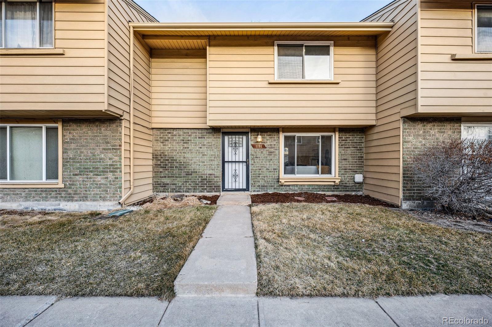 MLS Image #3 for 1191 s troy street,aurora, Colorado