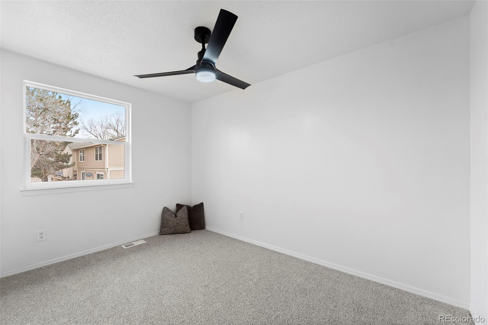 MLS Image #14 for 1545 s ouray circle,aurora, Colorado