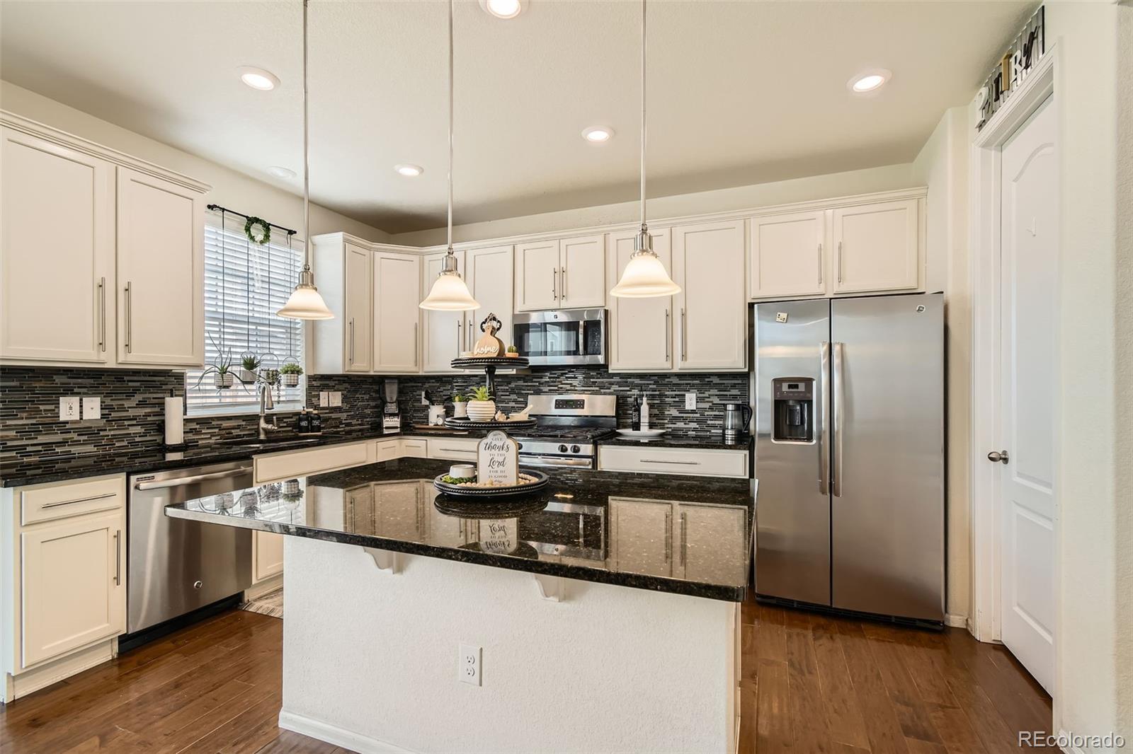 MLS Image #6 for 13341  olive street,thornton, Colorado