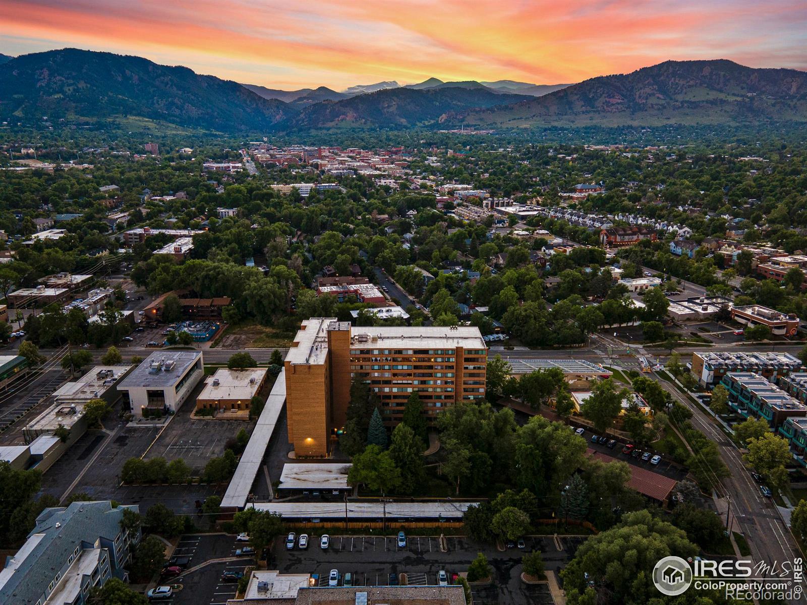 MLS Image #34 for 1850  folsom street,boulder, Colorado