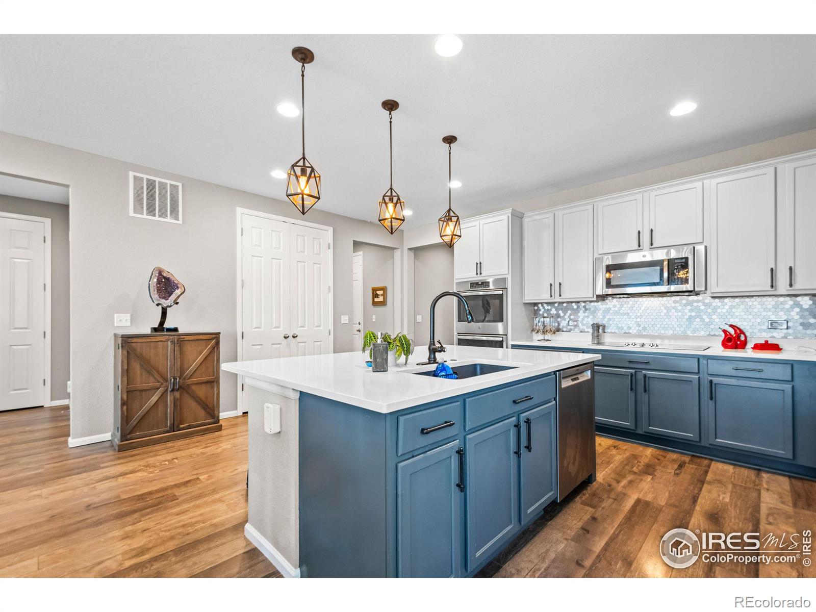 MLS Image #6 for 3441  mount powell drive,broomfield, Colorado