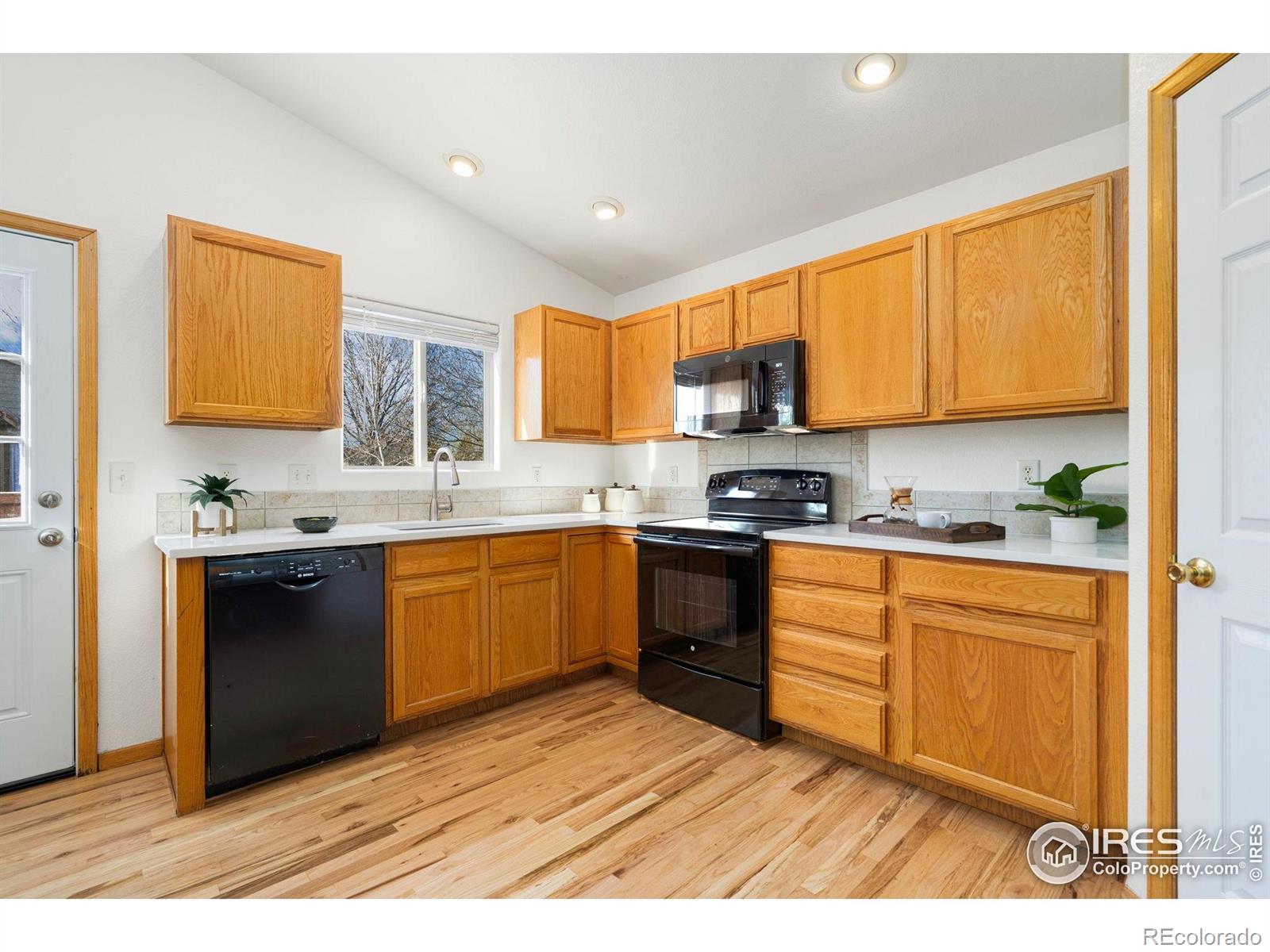 MLS Image #8 for 2578  silverton street,loveland, Colorado