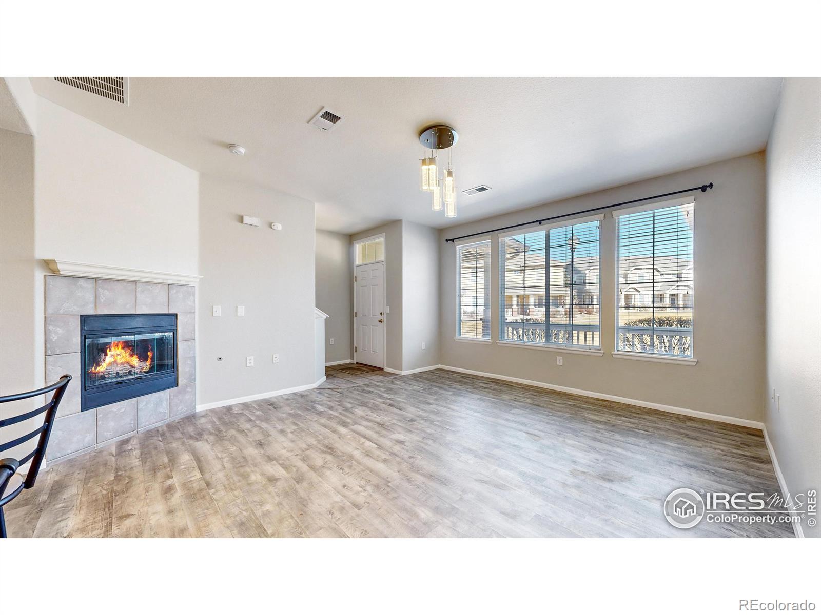 MLS Image #5 for 16047 e geddes lane,aurora, Colorado