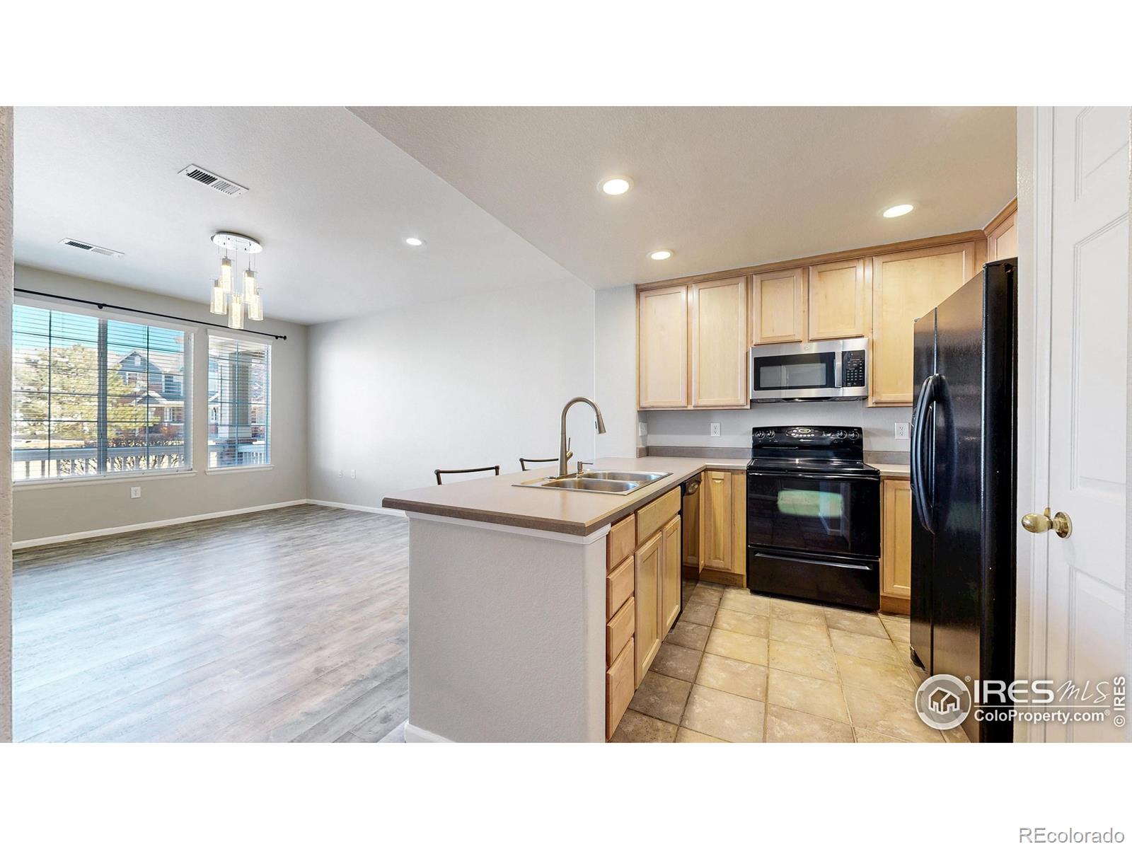 MLS Image #6 for 16047 e geddes lane,aurora, Colorado