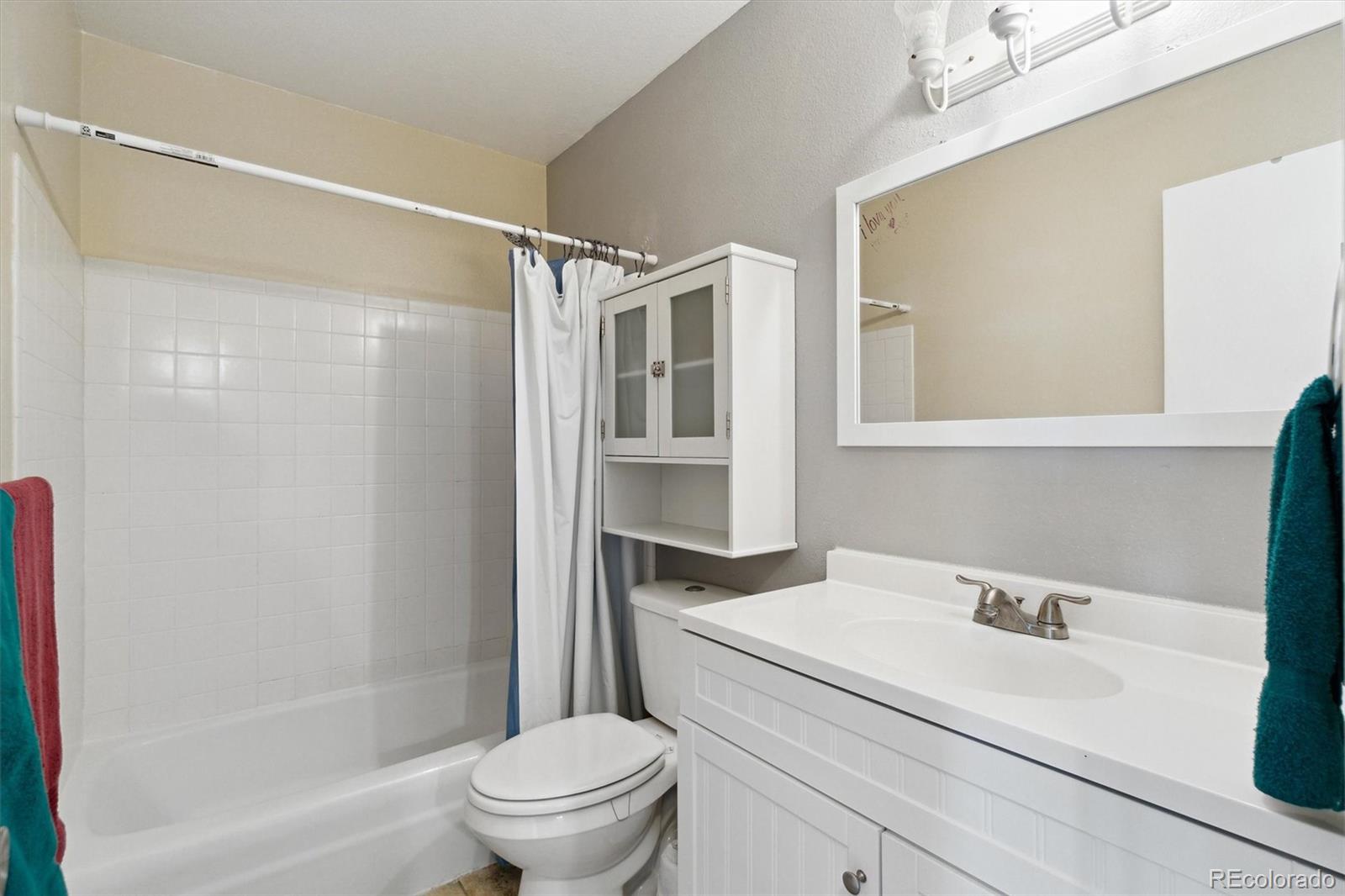 MLS Image #19 for 1009  milky way,thornton, Colorado