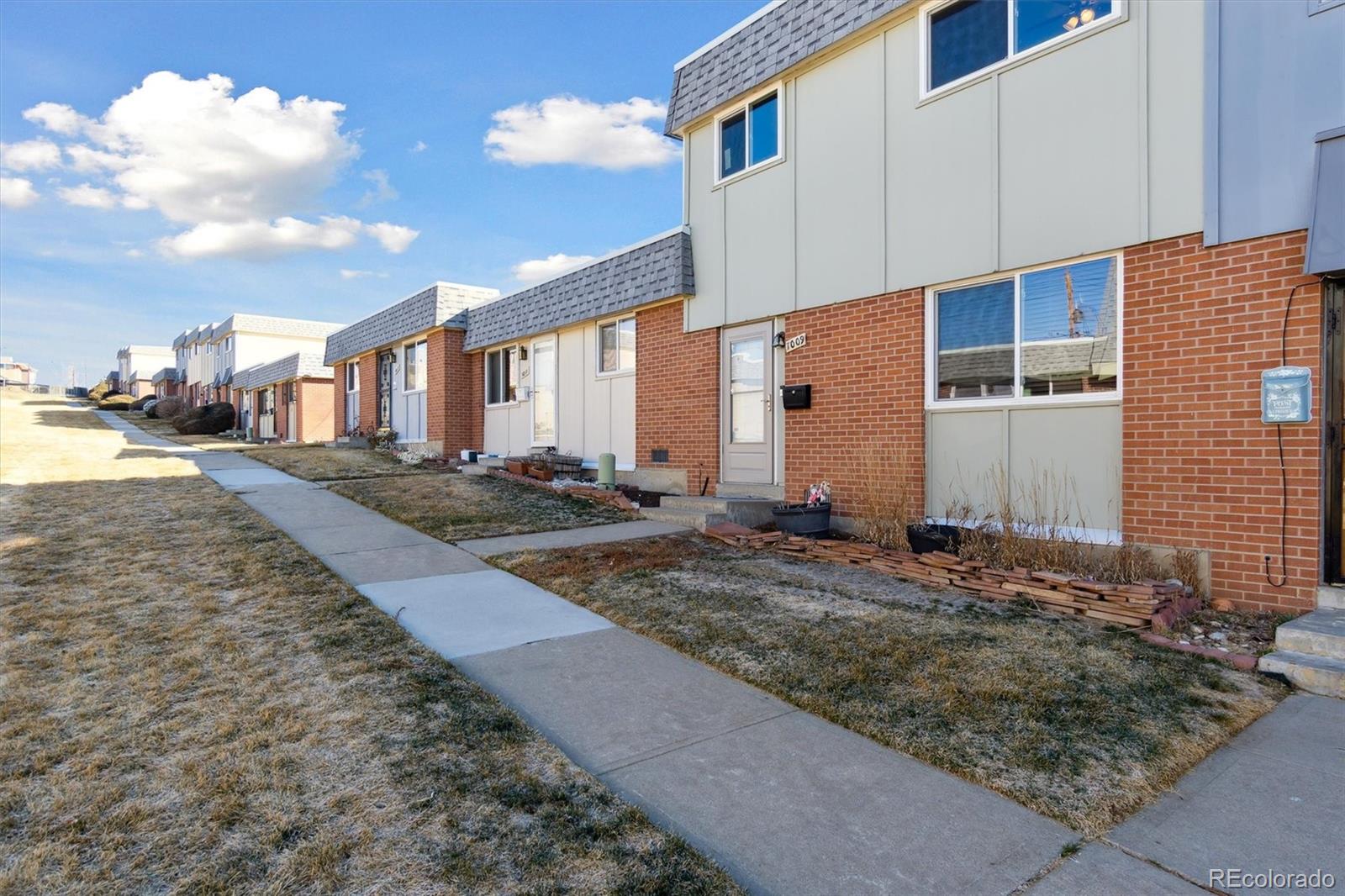 MLS Image #3 for 1009  milky way,thornton, Colorado