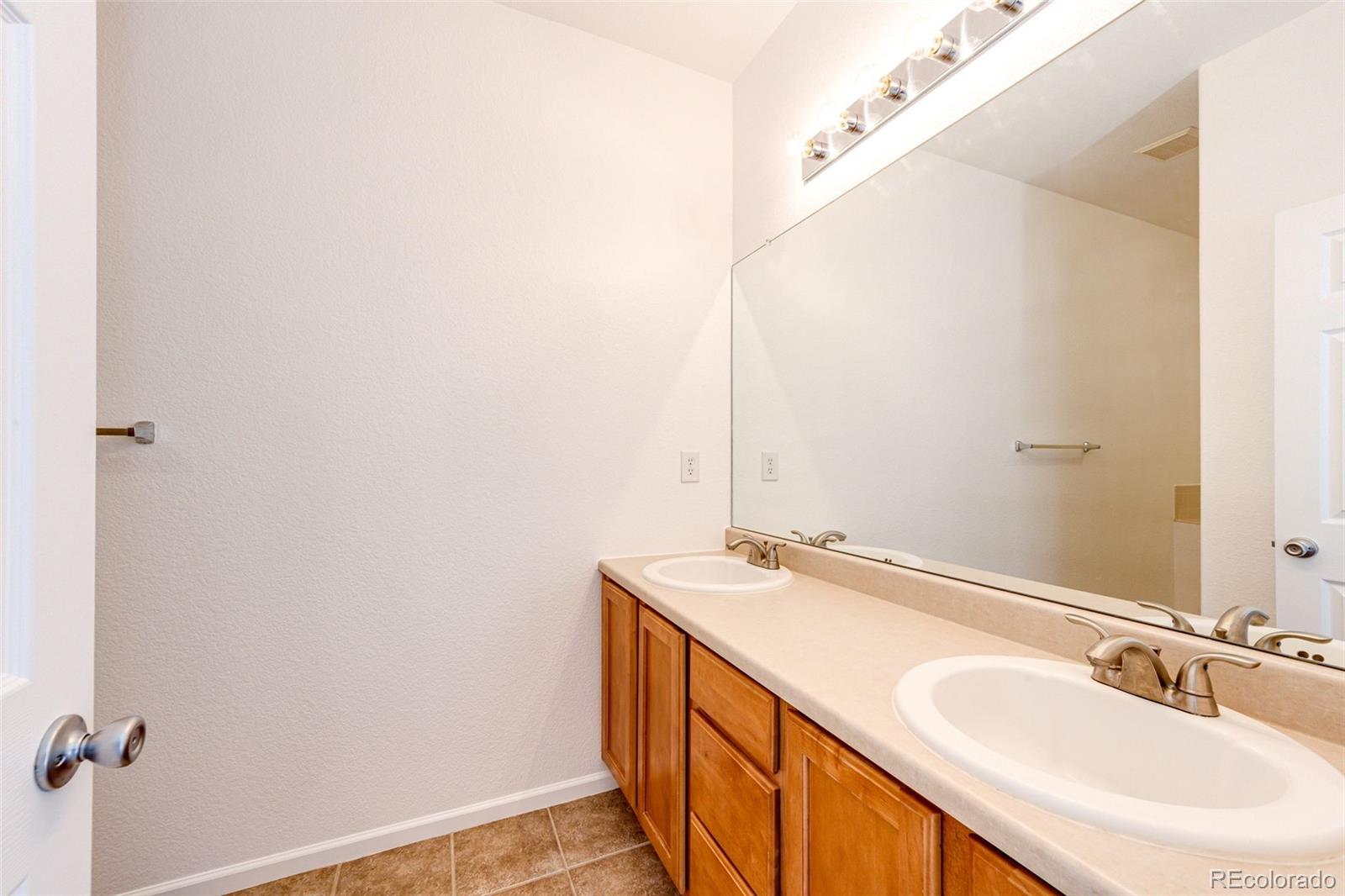 MLS Image #24 for 15955 e geddes drive,aurora, Colorado
