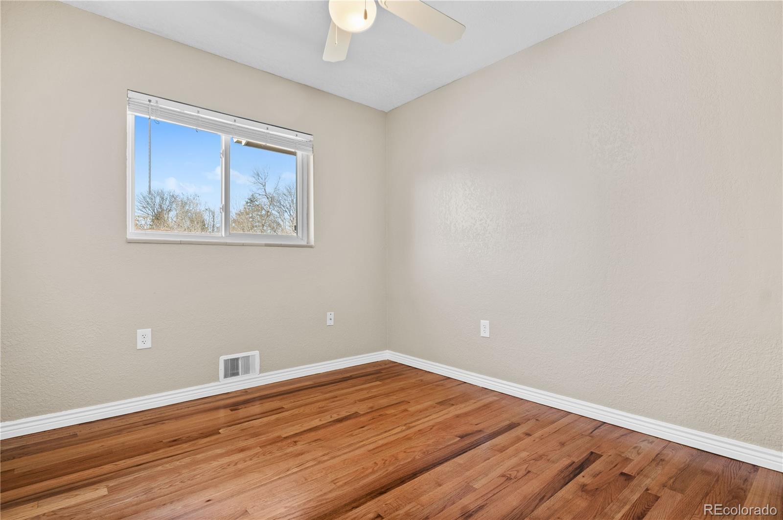 MLS Image #14 for 6359  brooks drive,arvada, Colorado