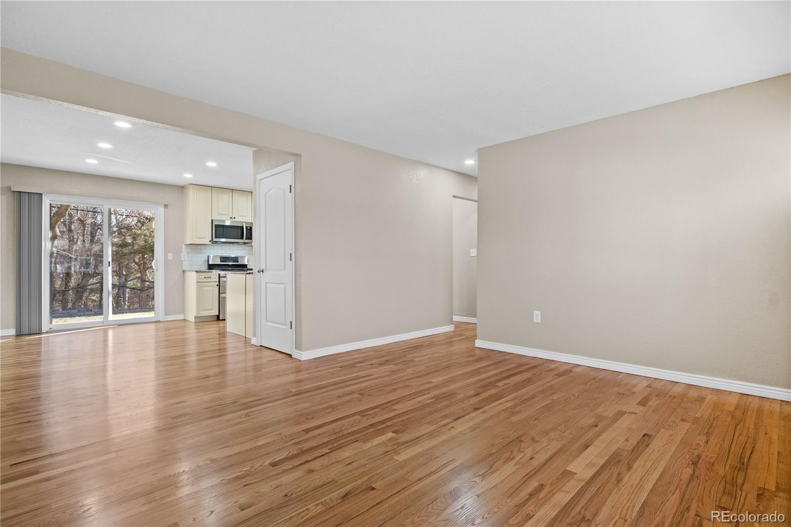 MLS Image #6 for 6359  brooks drive,arvada, Colorado