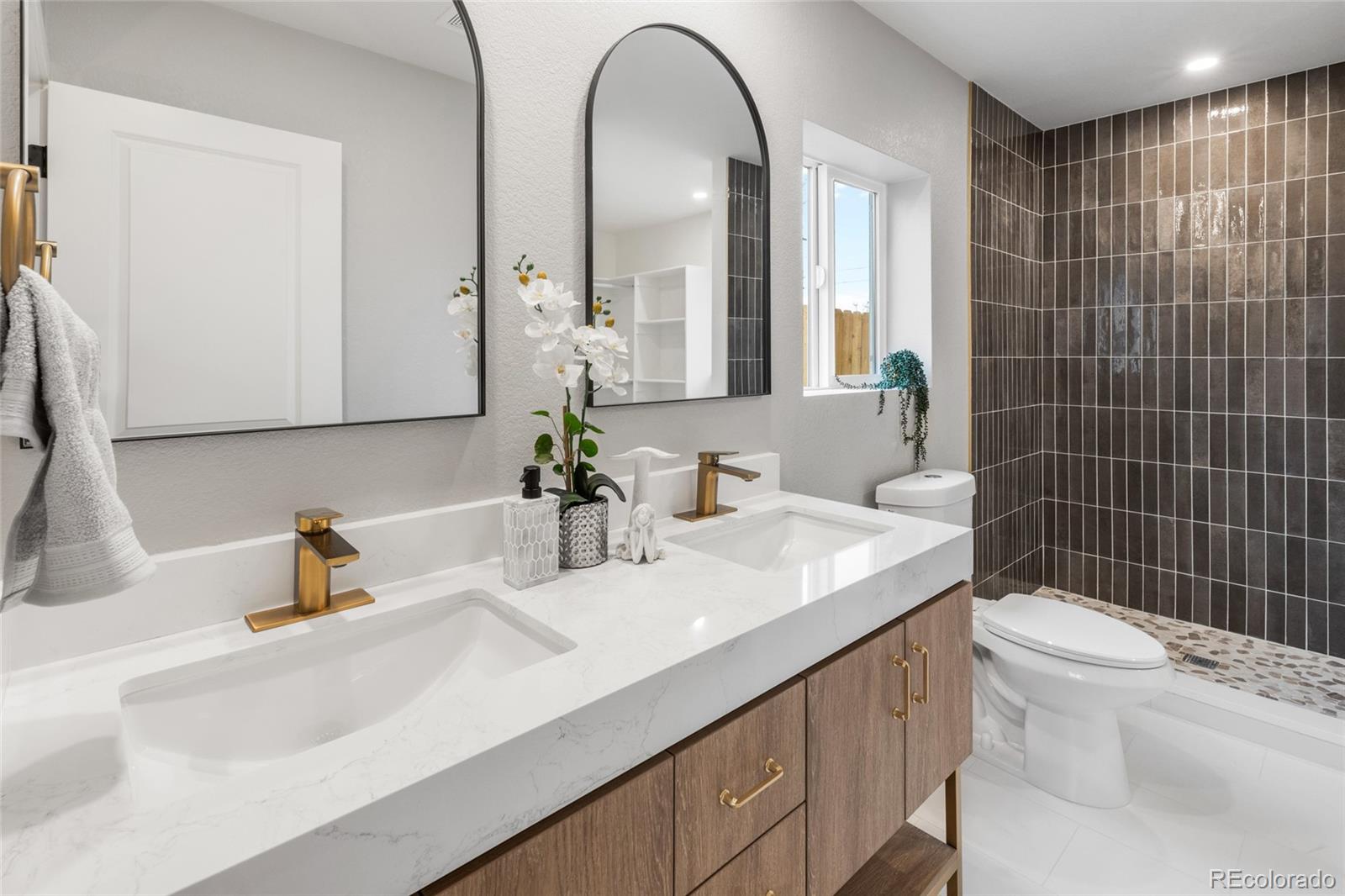 MLS Image #14 for 3210  magnolia street,denver, Colorado