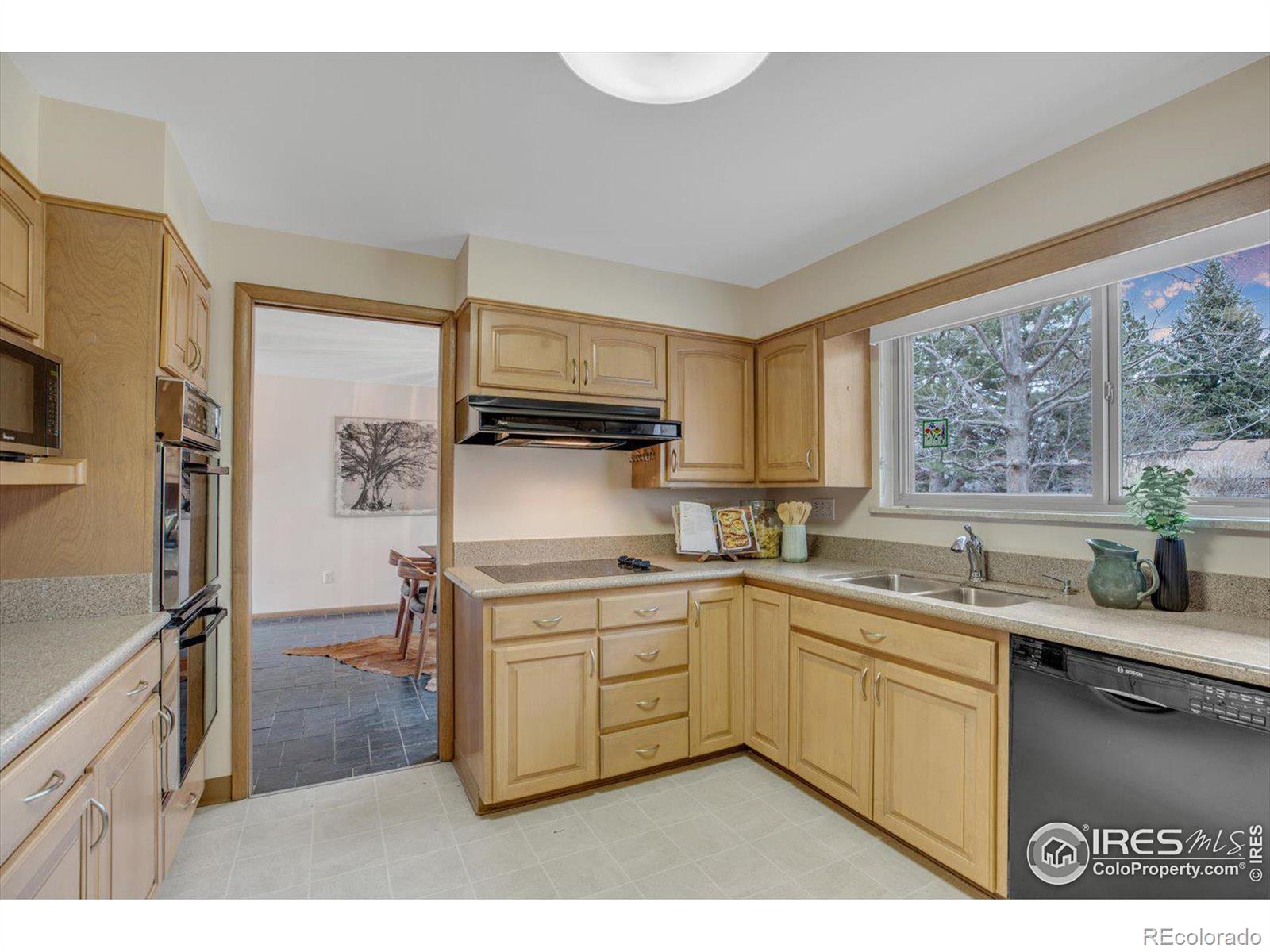 MLS Image #10 for 350  hopi place,boulder, Colorado