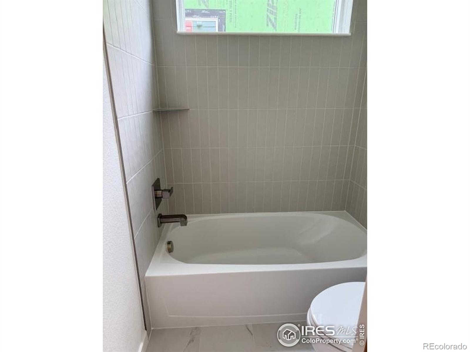MLS Image #15 for 729  kubat lane,longmont, Colorado