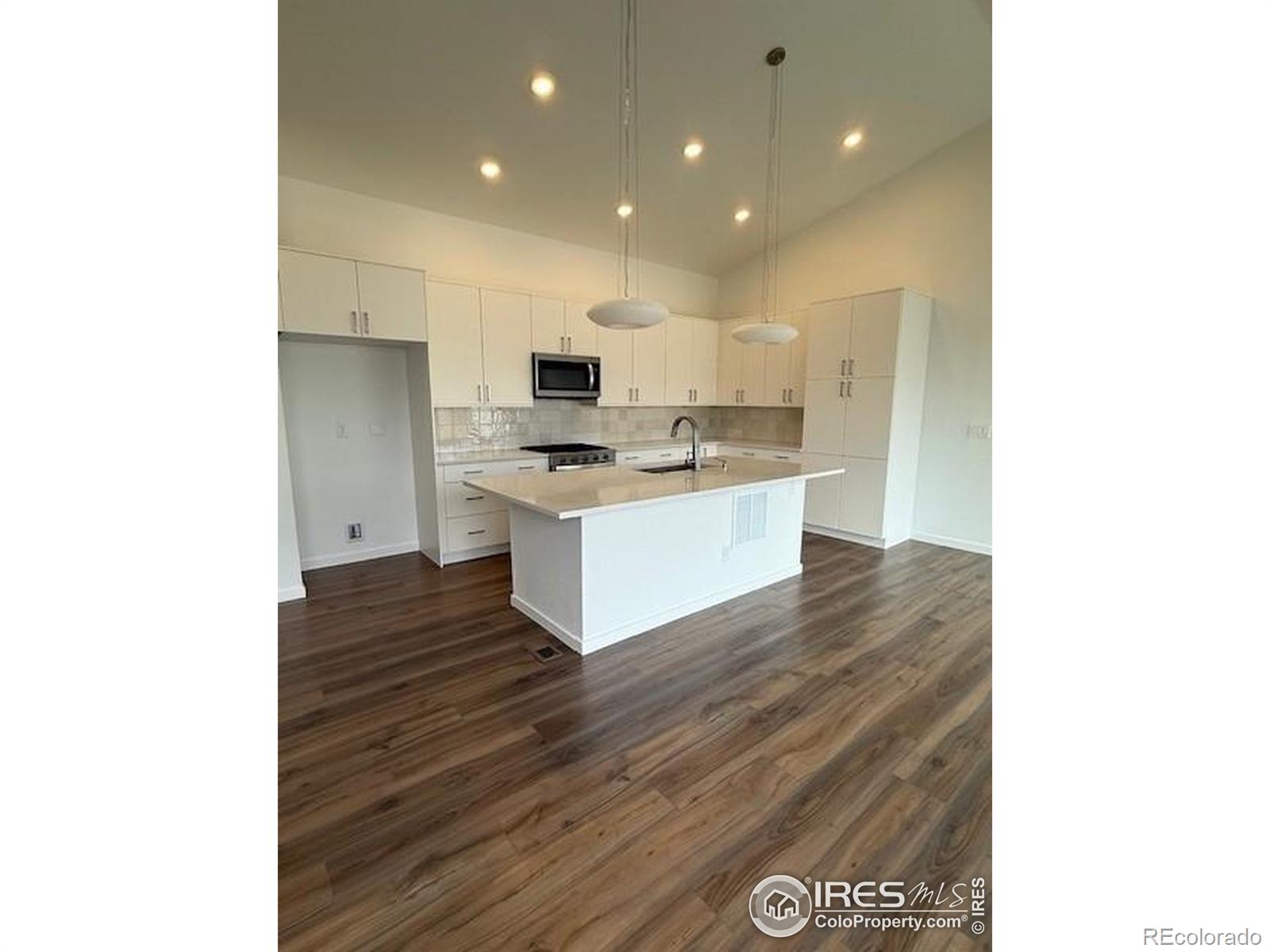 MLS Image #4 for 729  kubat lane,longmont, Colorado