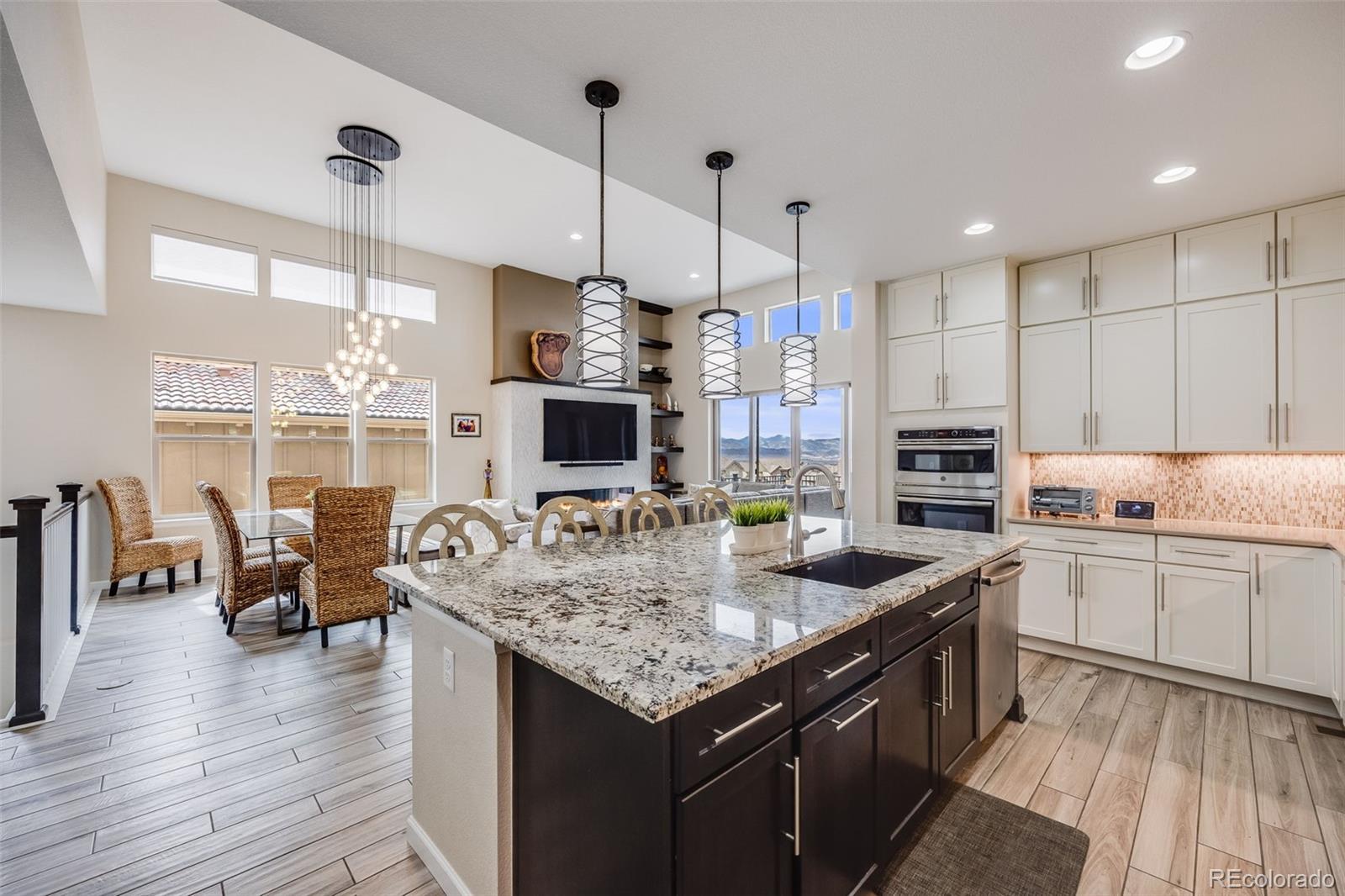 MLS Image #3 for 817  backcountry lane,highlands ranch, Colorado