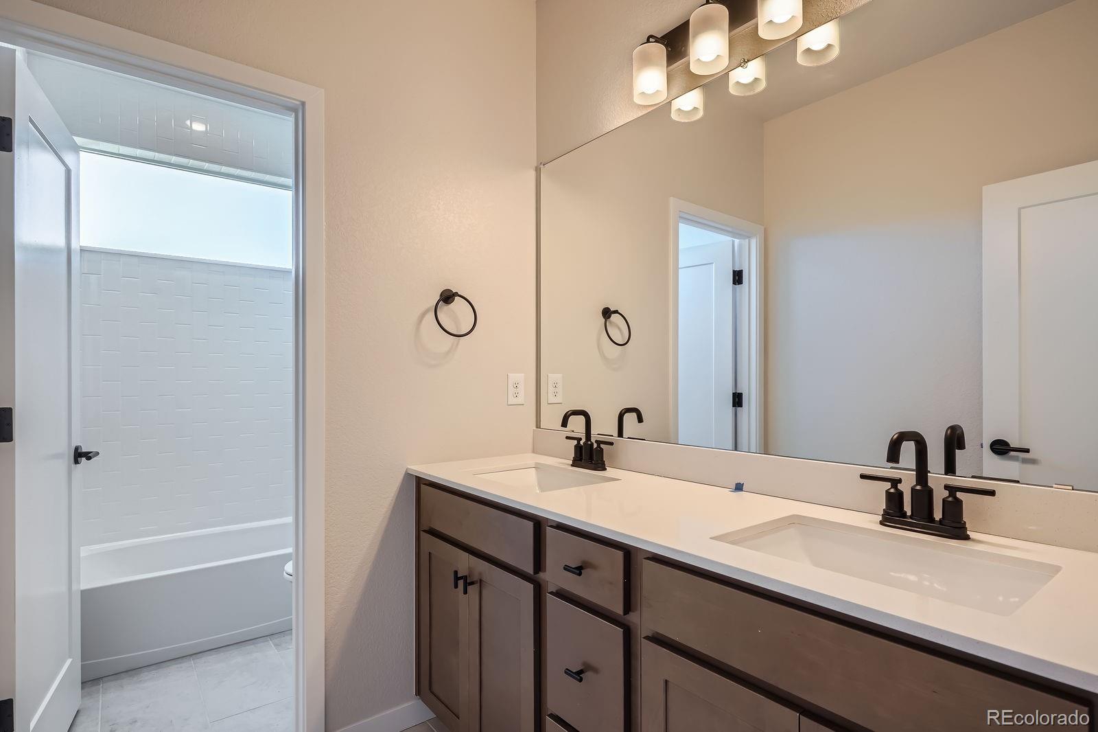 MLS Image #22 for 2690 e 102nd place,thornton, Colorado