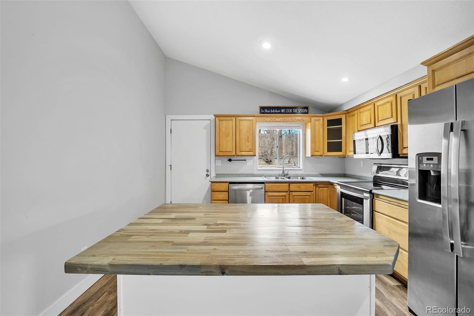 MLS Image #15 for 5109  mira loma circle,colorado springs, Colorado