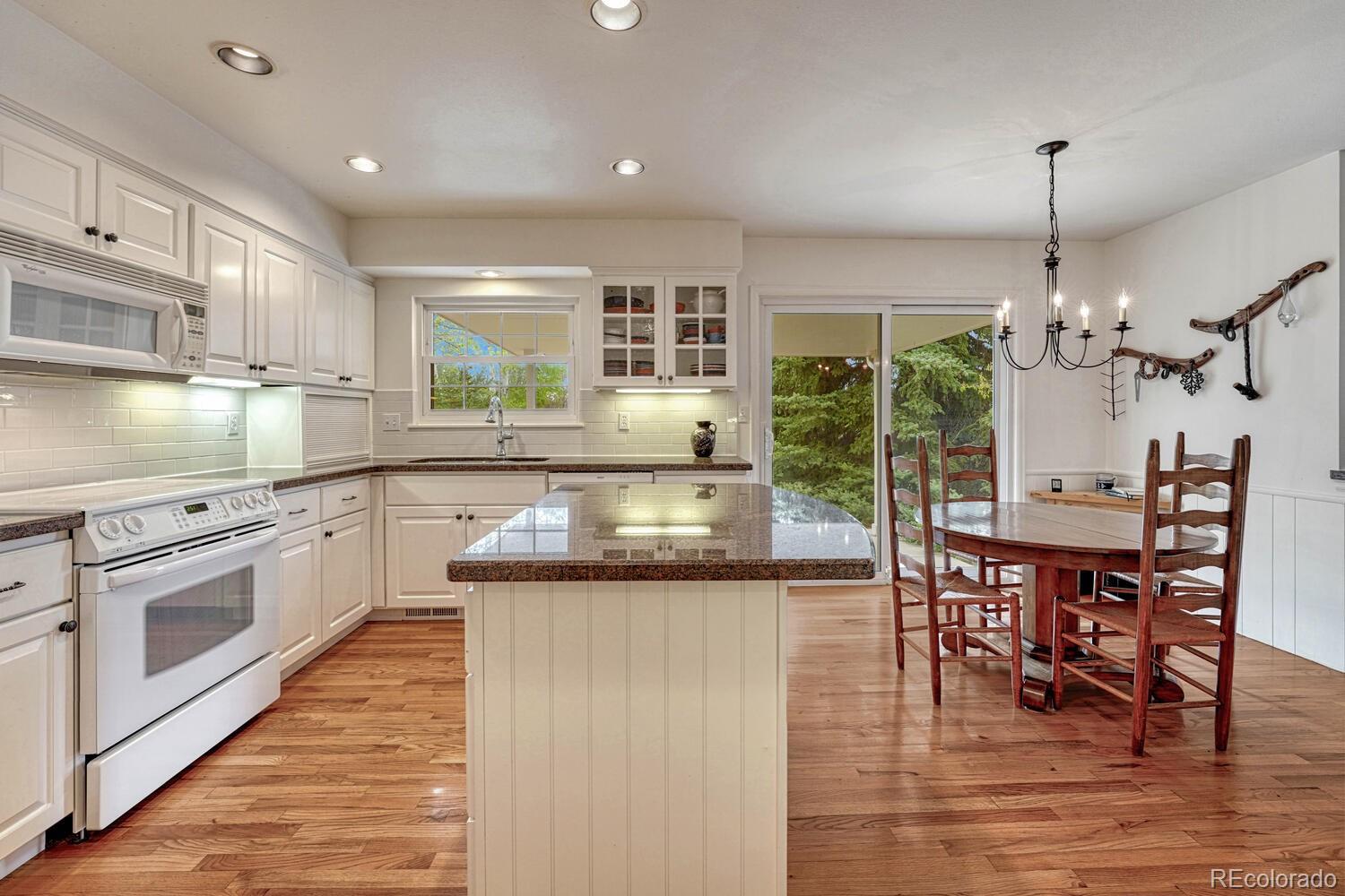 MLS Image #16 for 7100 s hudson circle,centennial, Colorado