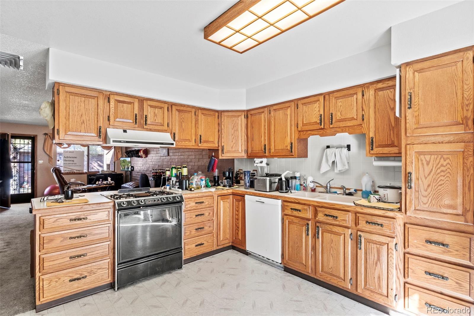 MLS Image #6 for 2110  chautard drive,pueblo, Colorado