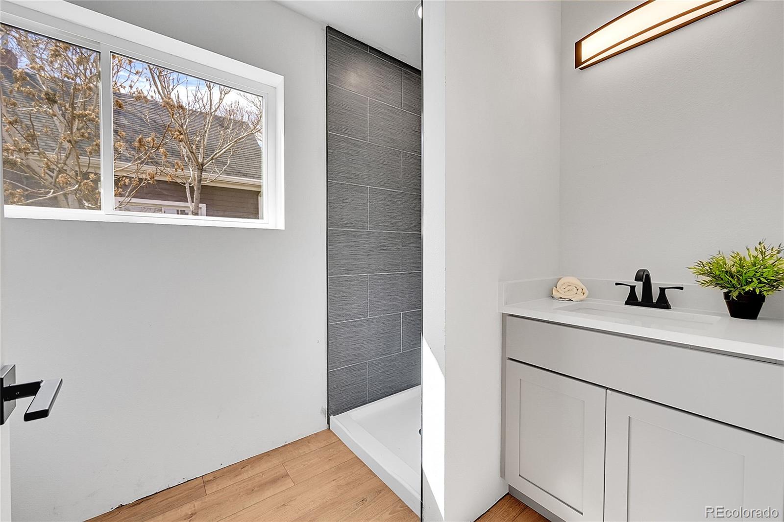 MLS Image #19 for 20 e 45th avenue,denver, Colorado
