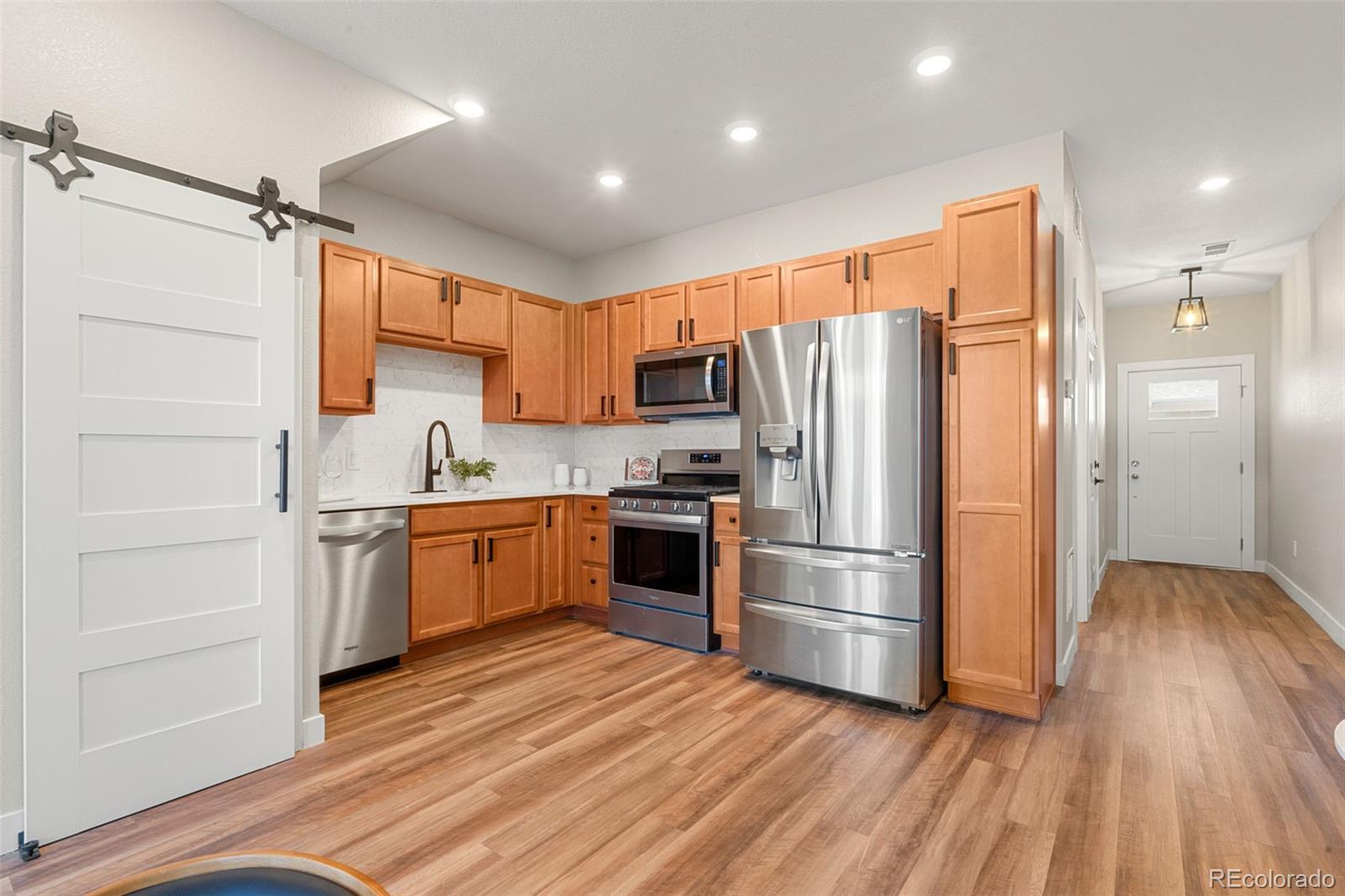 MLS Image #5 for 1071  oak circle ,lakewood, Colorado