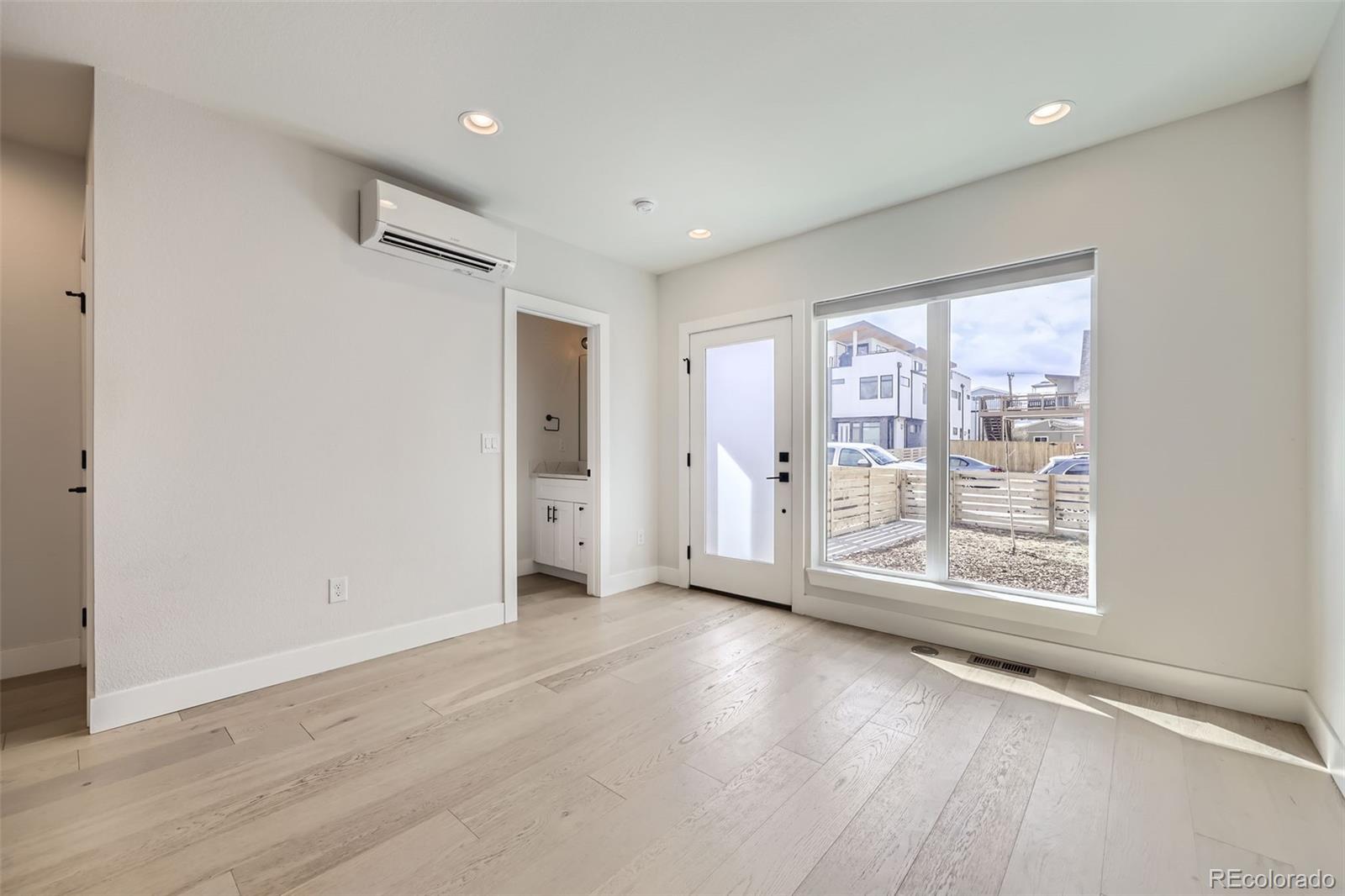 MLS Image #10 for 1462  yates street,denver, Colorado