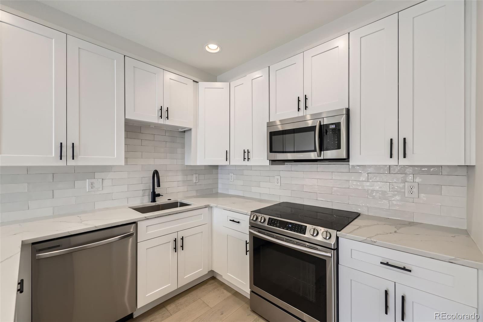 MLS Image #11 for 1462  yates street,denver, Colorado