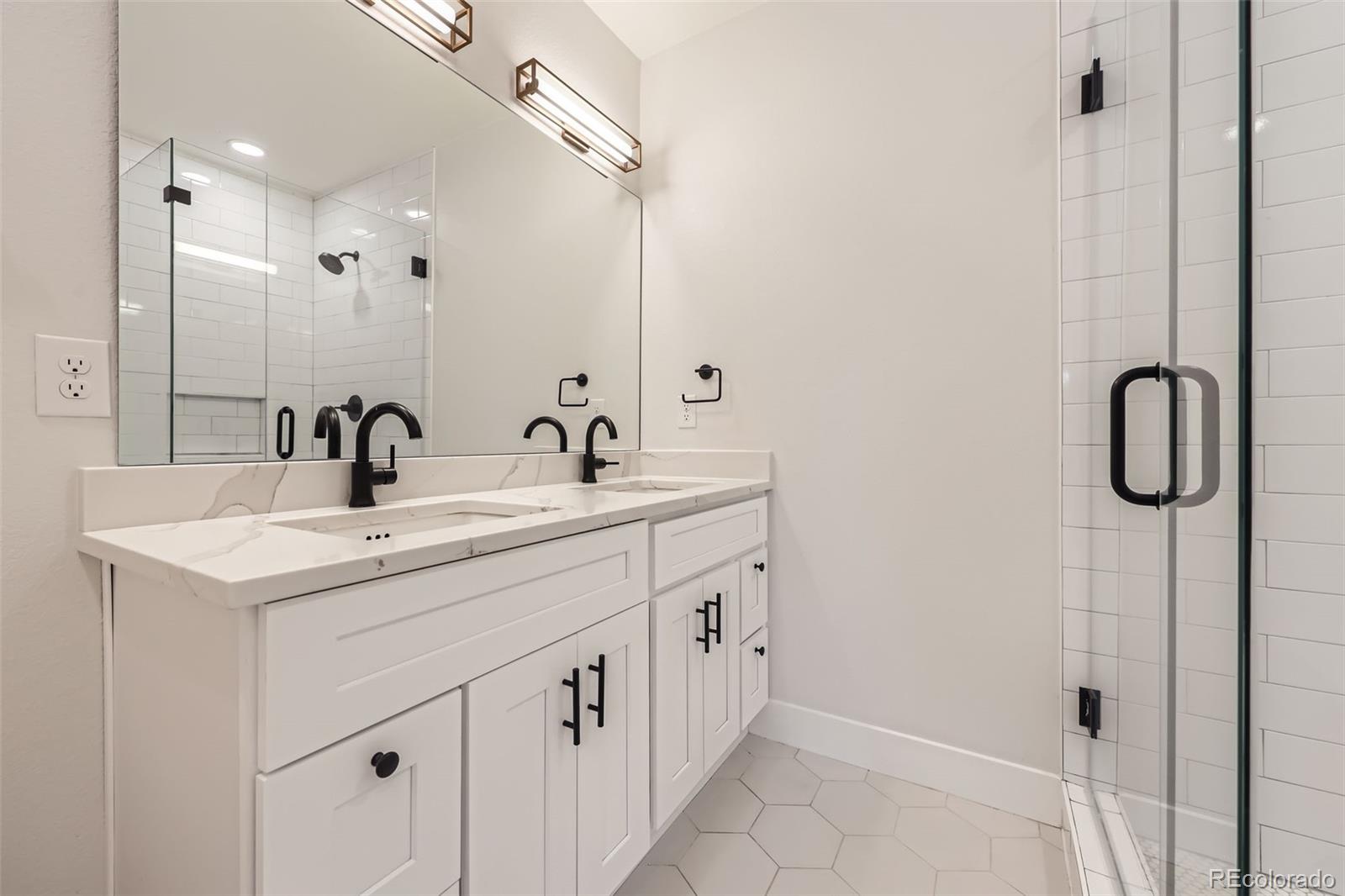 MLS Image #20 for 1462  yates street,denver, Colorado