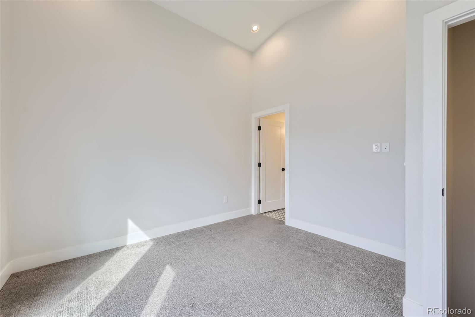 MLS Image #25 for 1462  yates street,denver, Colorado