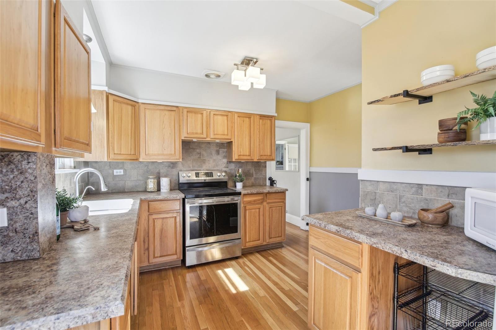 MLS Image #11 for 1462  eudora street,denver, Colorado