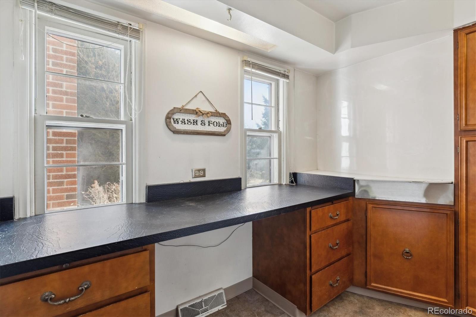 MLS Image #9 for 3201 s albion street,denver, Colorado