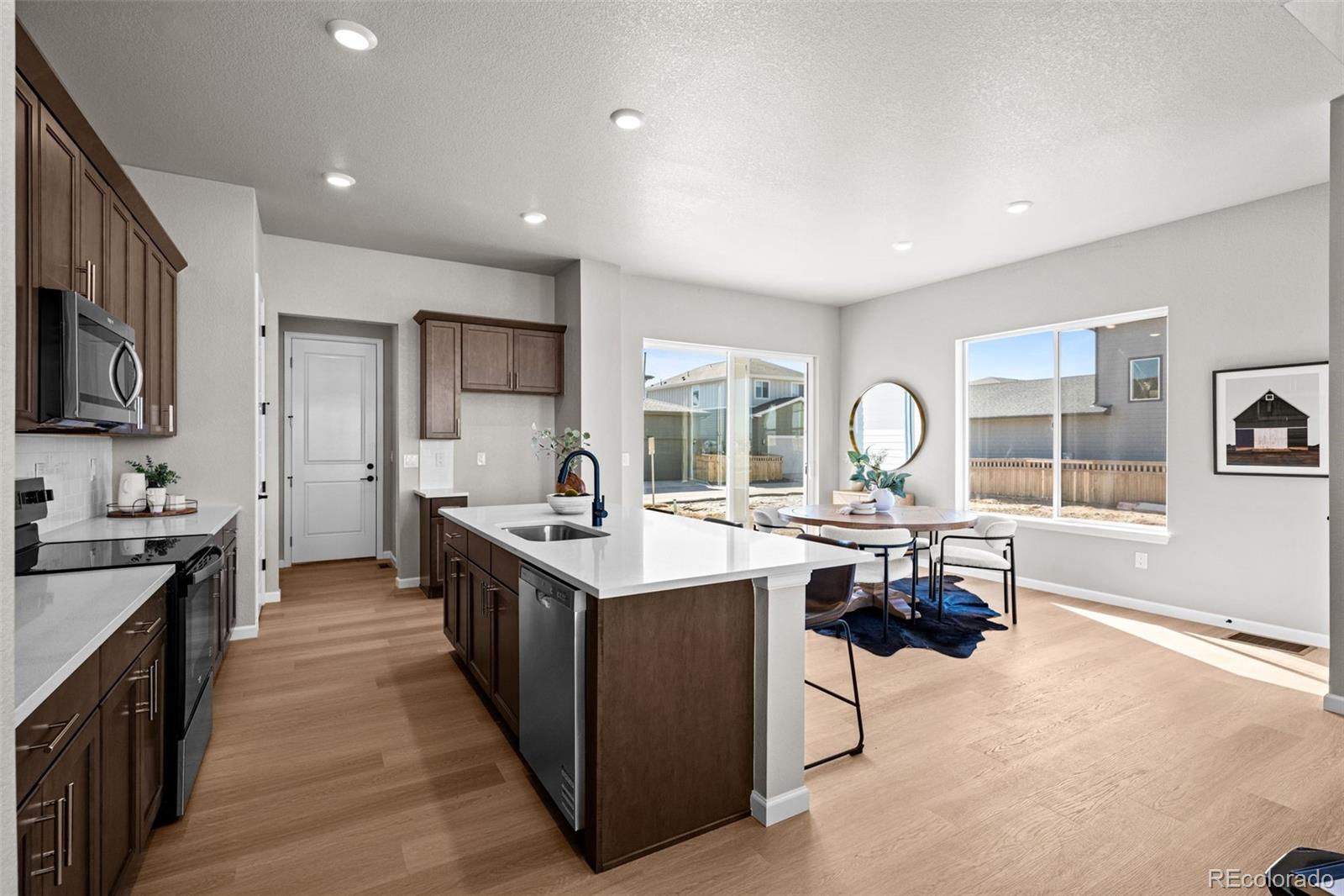 MLS Image #11 for 21044 e 63rd drive,aurora, Colorado