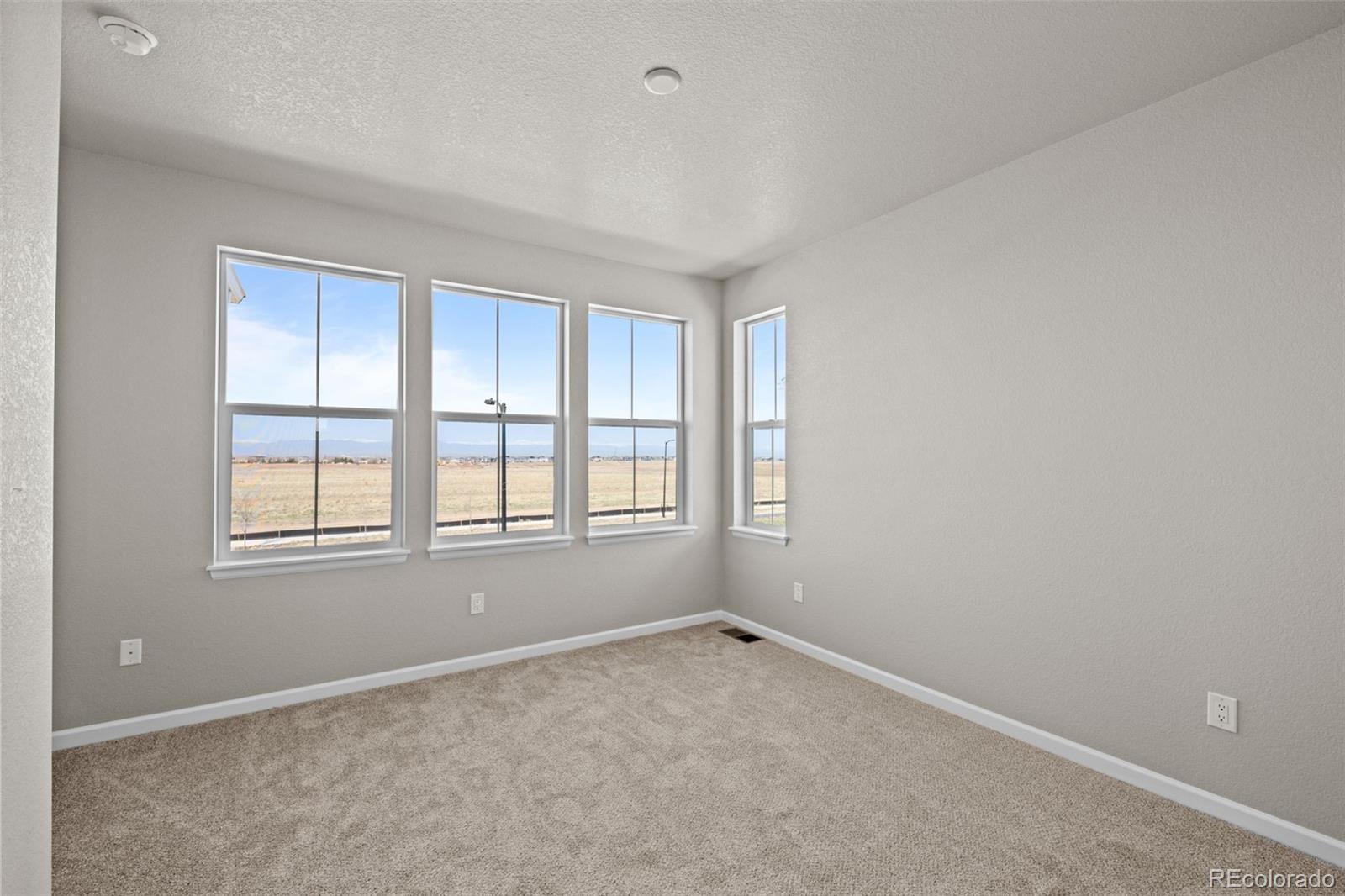 MLS Image #21 for 21044 e 63rd drive,aurora, Colorado