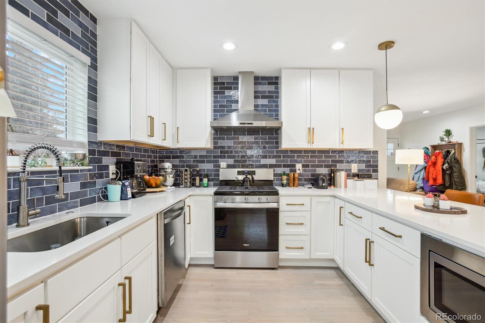 MLS Image #8 for 6420 w 6th avenue,lakewood, Colorado
