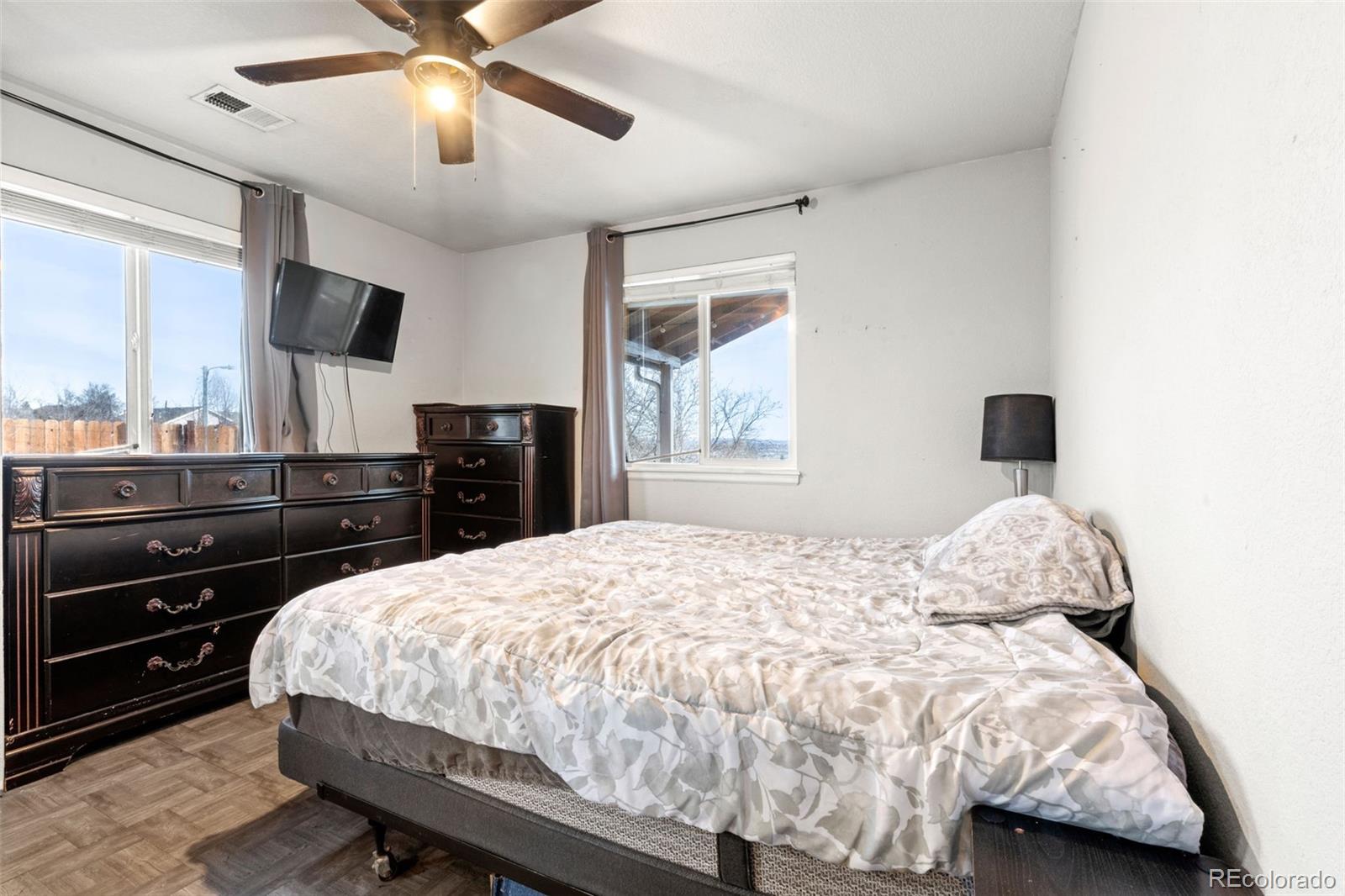MLS Image #12 for 3230 s decatur street,denver, Colorado