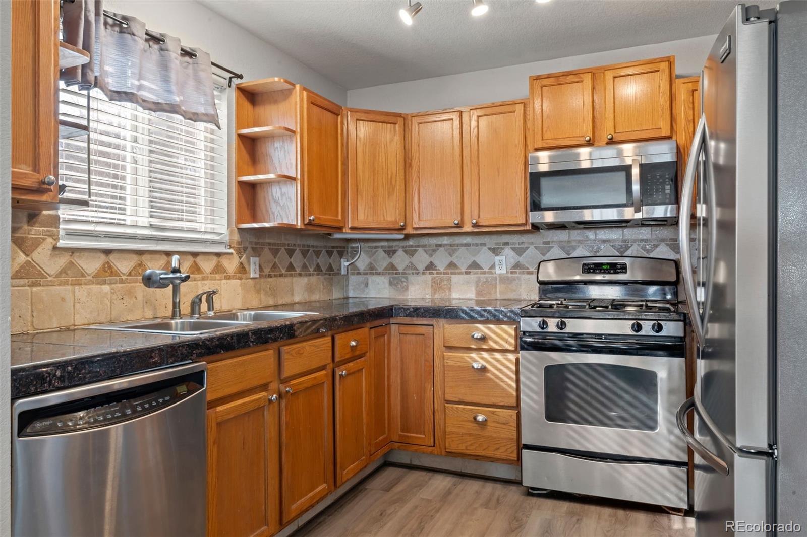 MLS Image #3 for 3230 s decatur street,denver, Colorado
