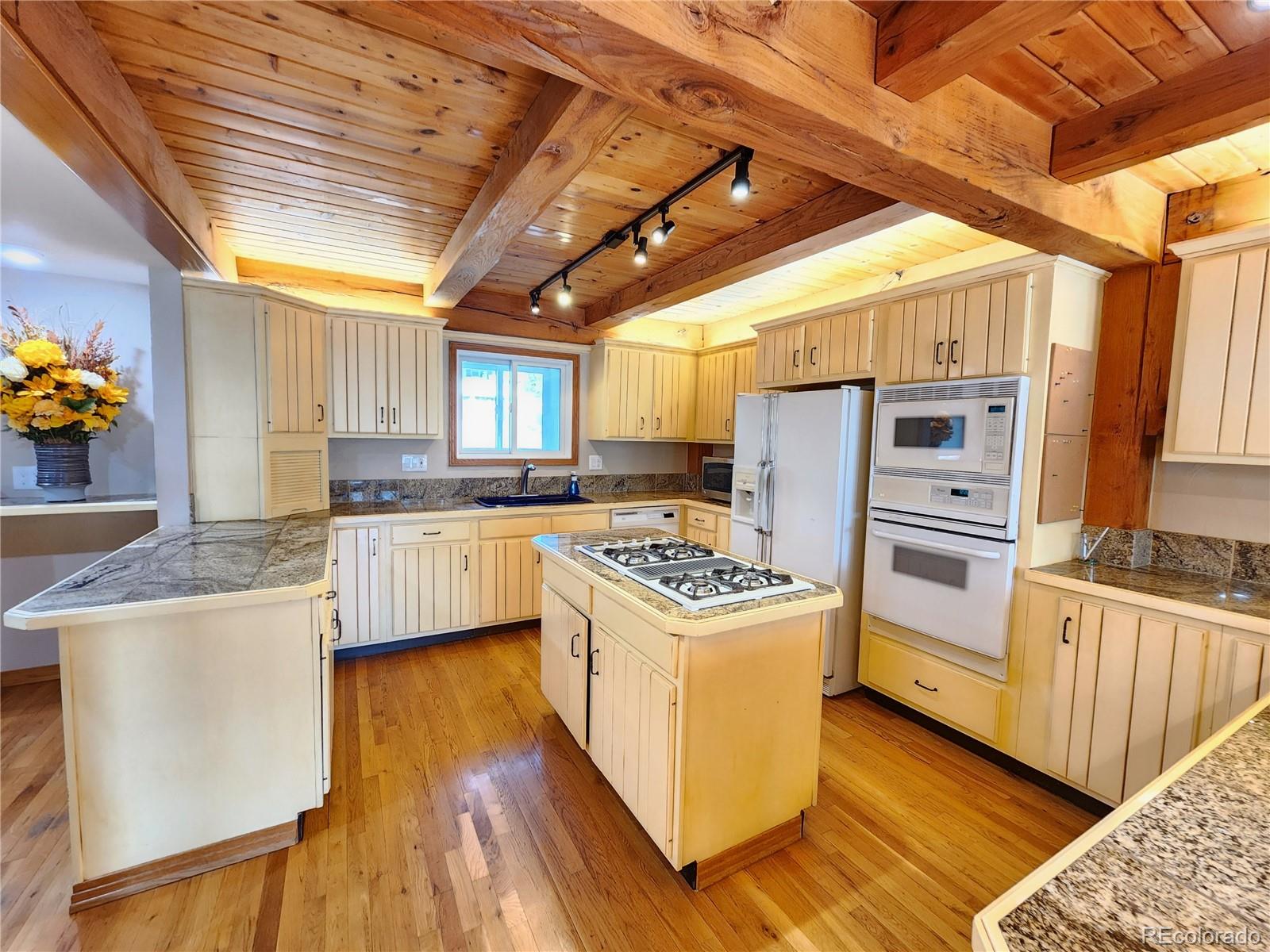 MLS Image #3 for 2418 w euclid avenue,littleton, Colorado