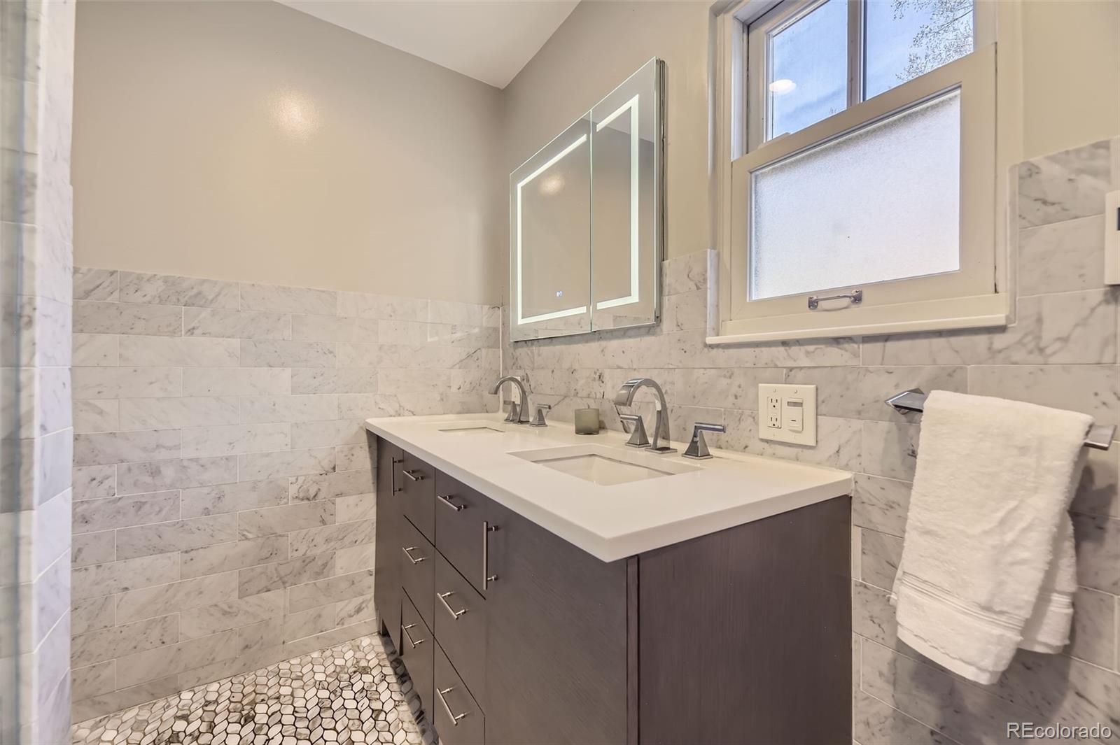 MLS Image #14 for 1950  kearney street,denver, Colorado