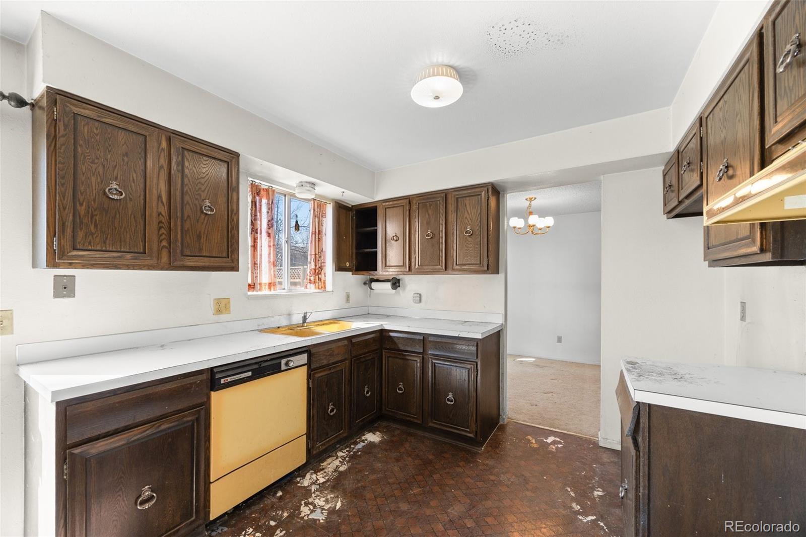 MLS Image #10 for 9556 w maplewood avenue,littleton, Colorado