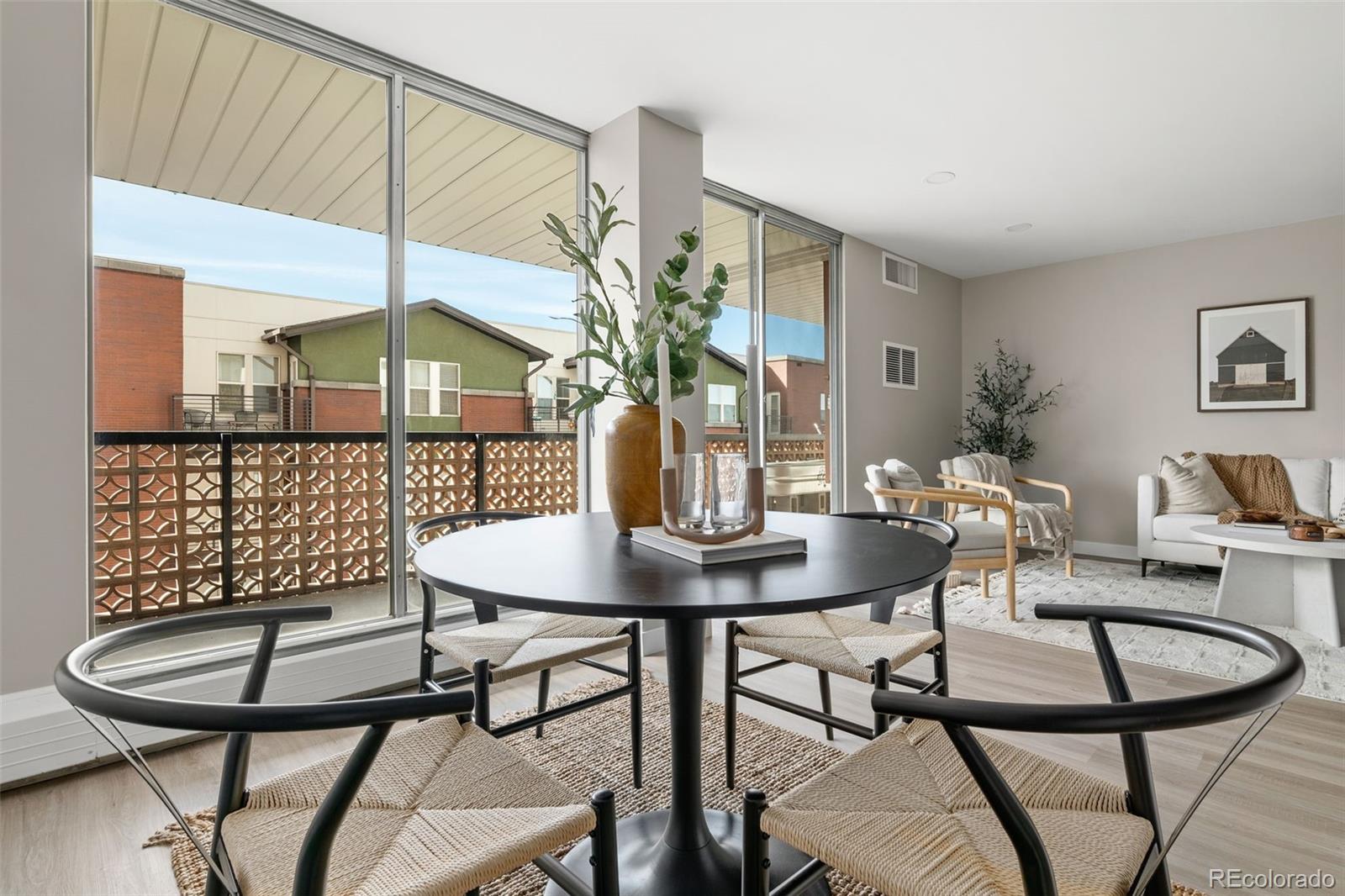 MLS Image #11 for 4570 e yale avenue,denver, Colorado