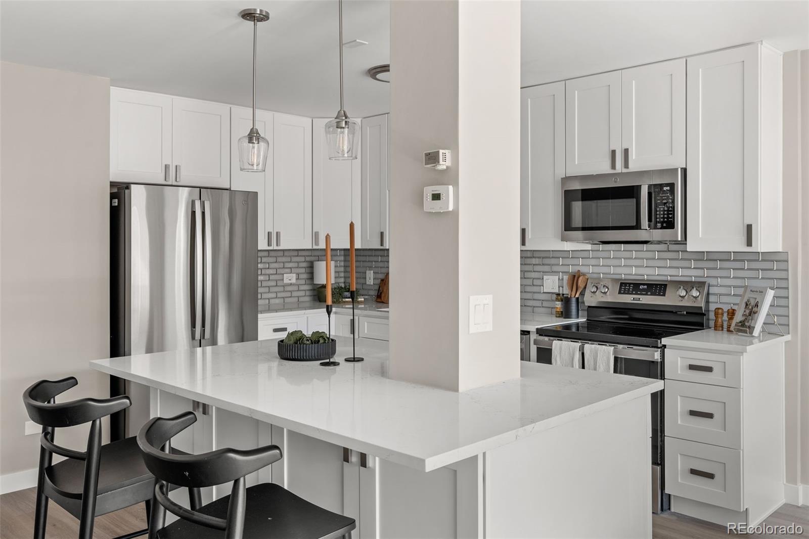 MLS Image #8 for 4570 e yale avenue,denver, Colorado