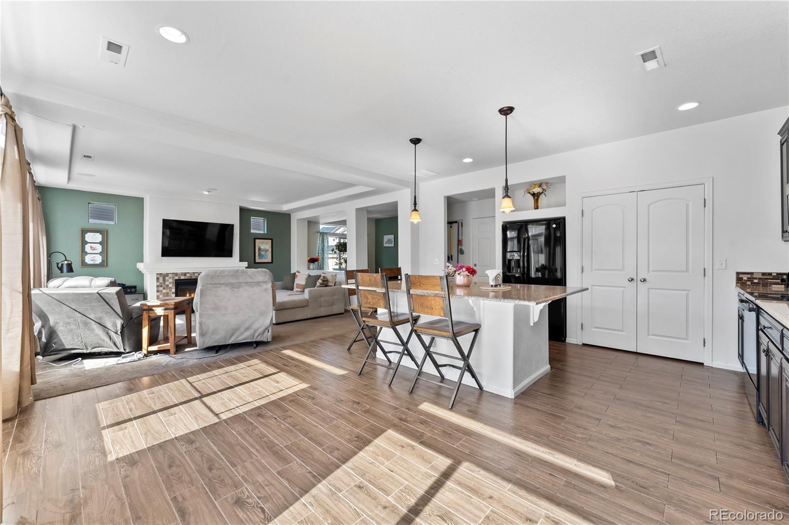 MLS Image #17 for 18284 e 52nd place,denver, Colorado