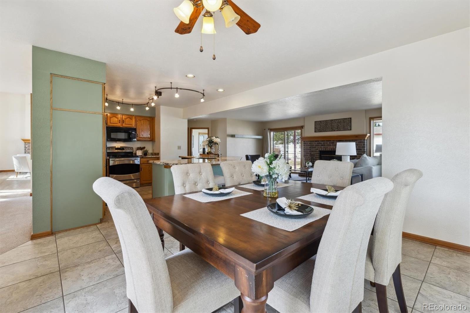 MLS Image #10 for 15935 w 77th place,arvada, Colorado