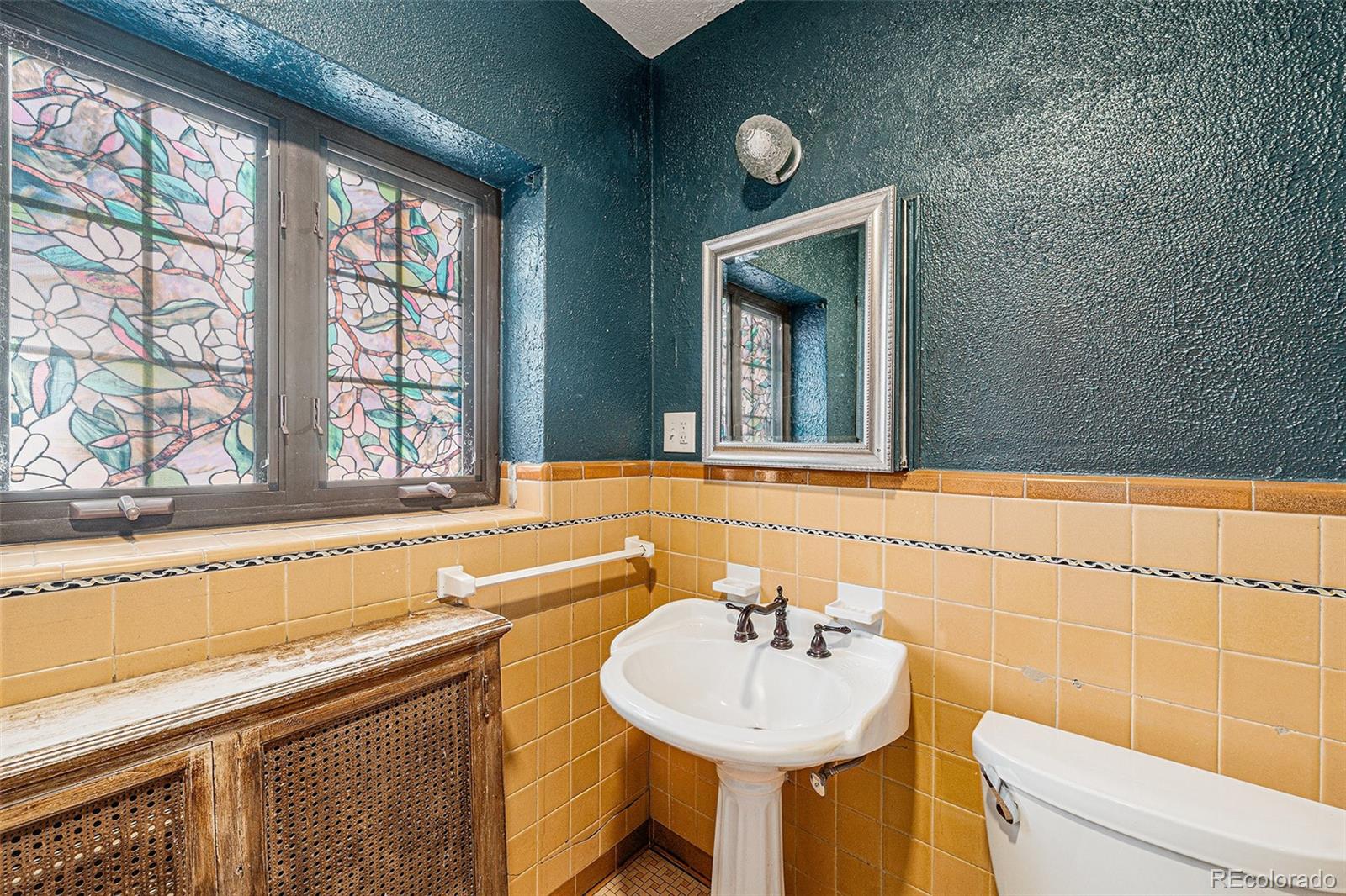 MLS Image #14 for 2646  colorado boulevard,denver, Colorado