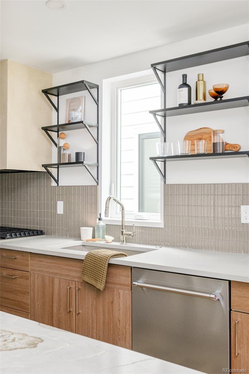 MLS Image #14 for 2736 n clay street,denver, Colorado