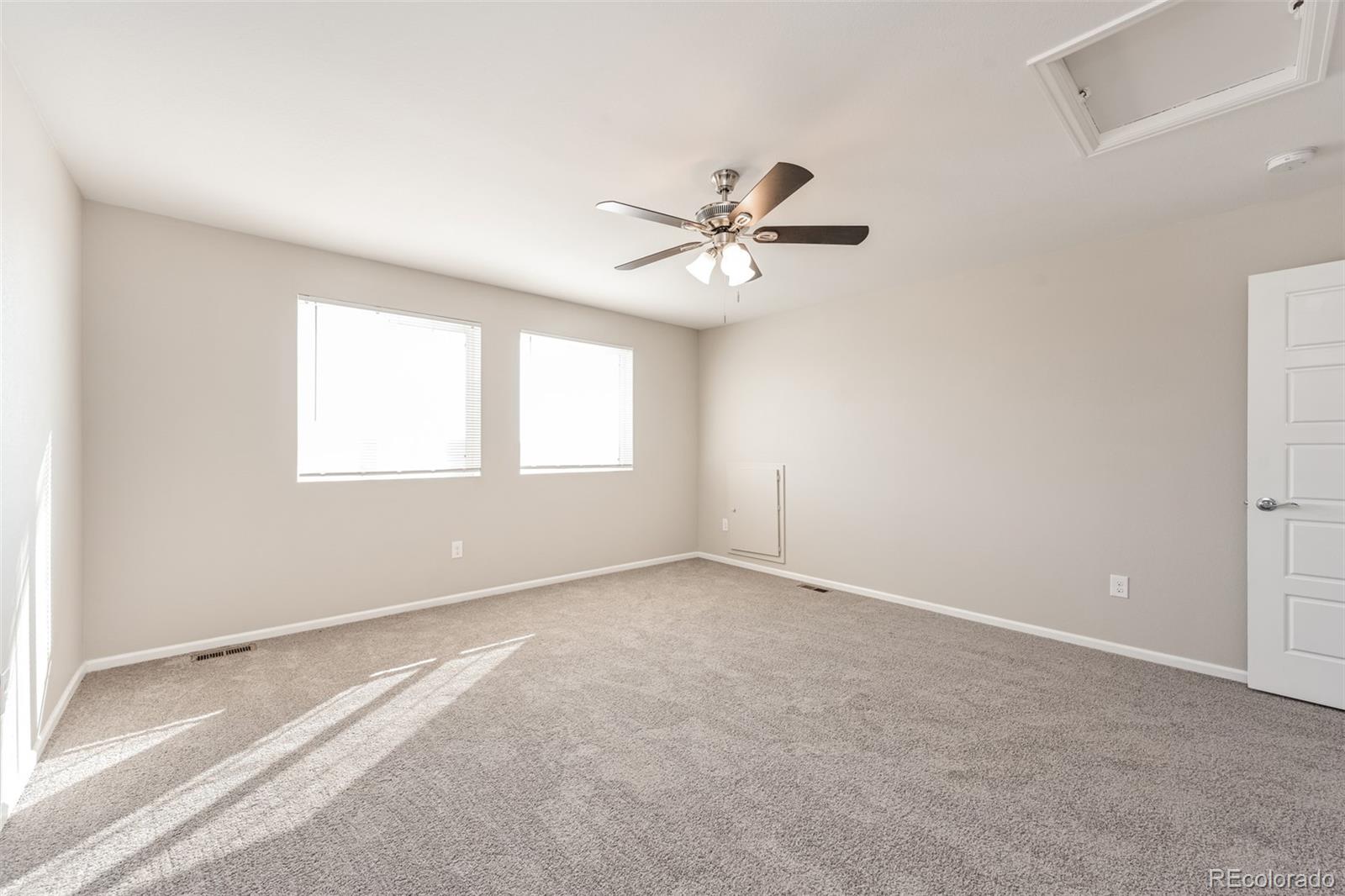 MLS Image #13 for 17717 e 54th avenue,denver, Colorado