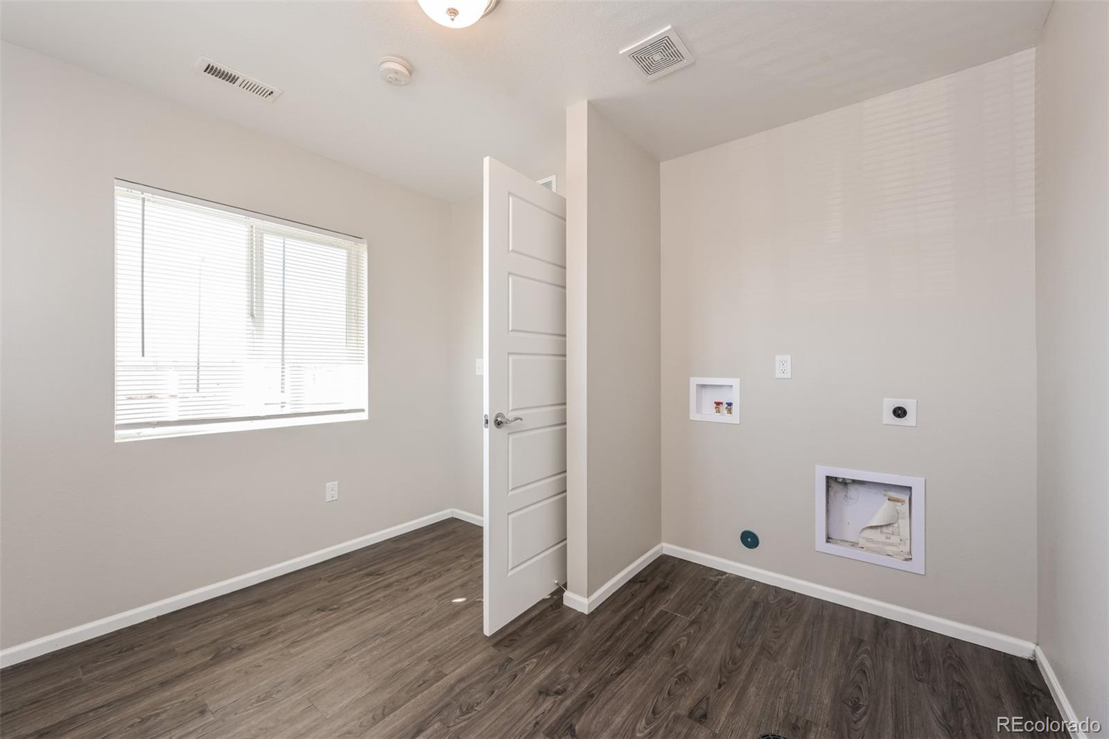 MLS Image #22 for 17717 e 54th avenue,denver, Colorado