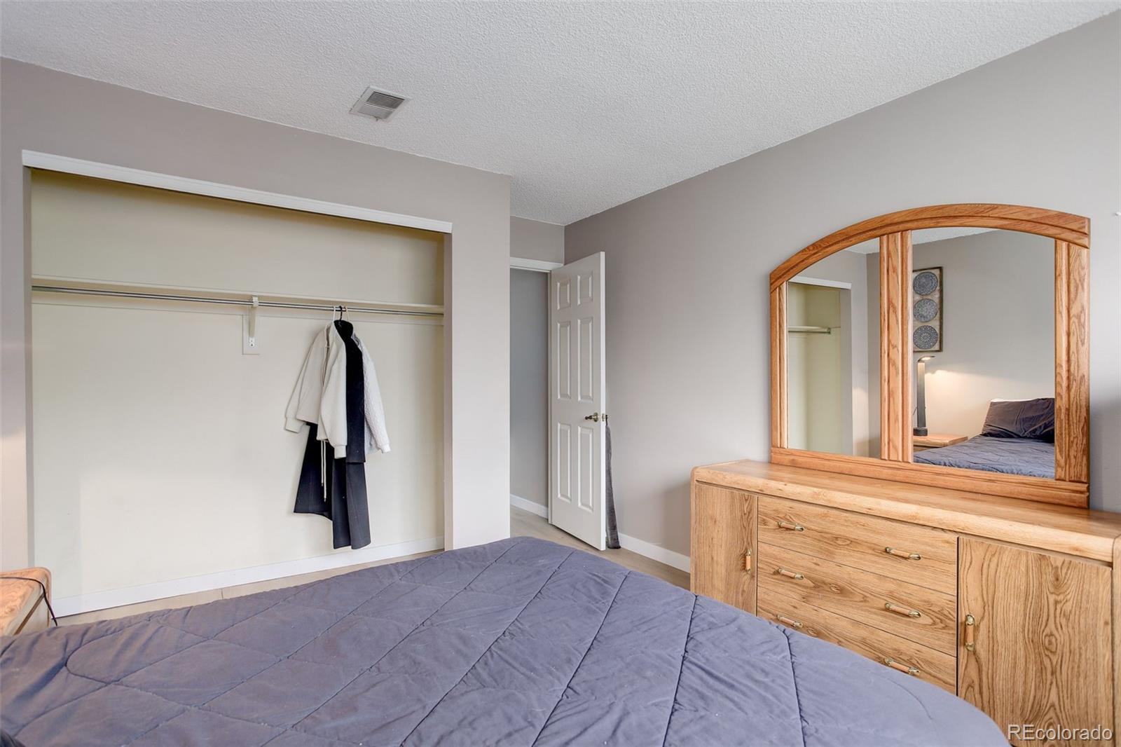 MLS Image #26 for 12430 e pacific circle,aurora, Colorado