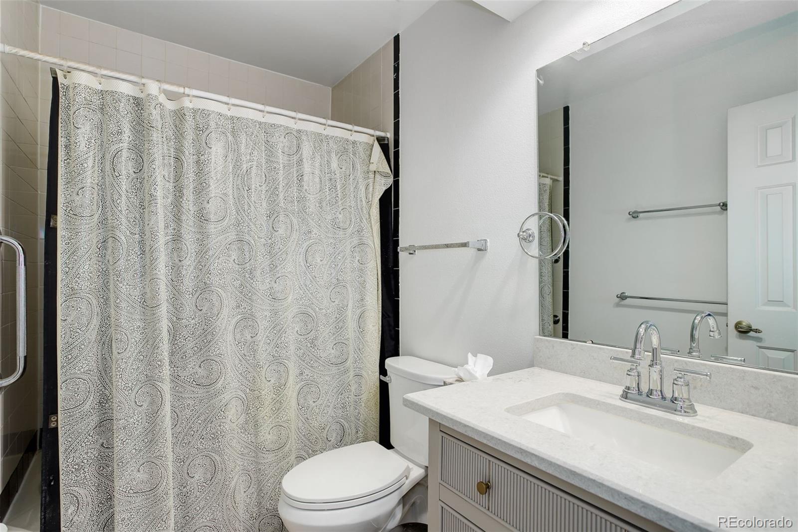 MLS Image #28 for 12430 e pacific circle,aurora, Colorado