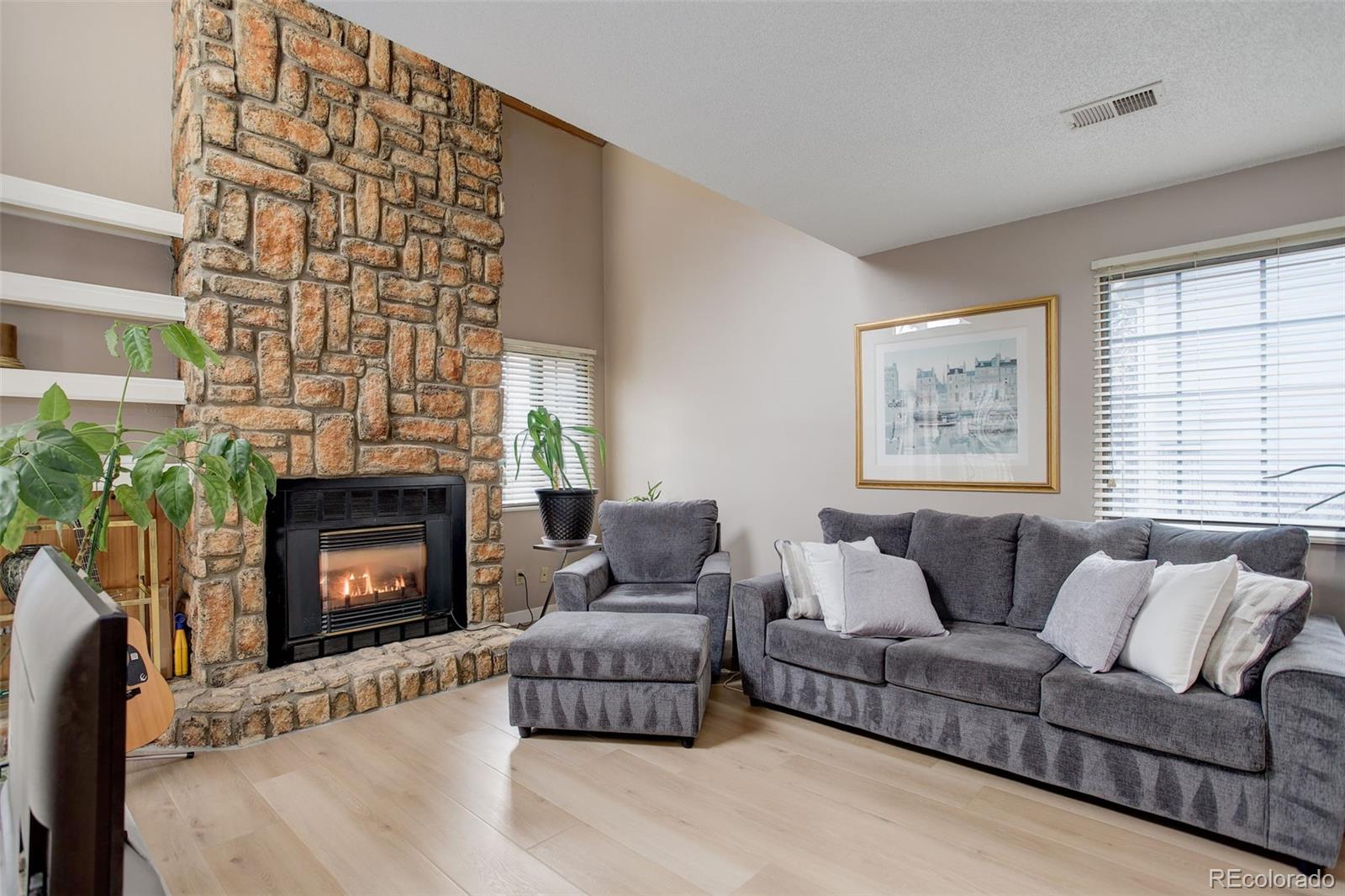 MLS Image #6 for 12430 e pacific circle,aurora, Colorado